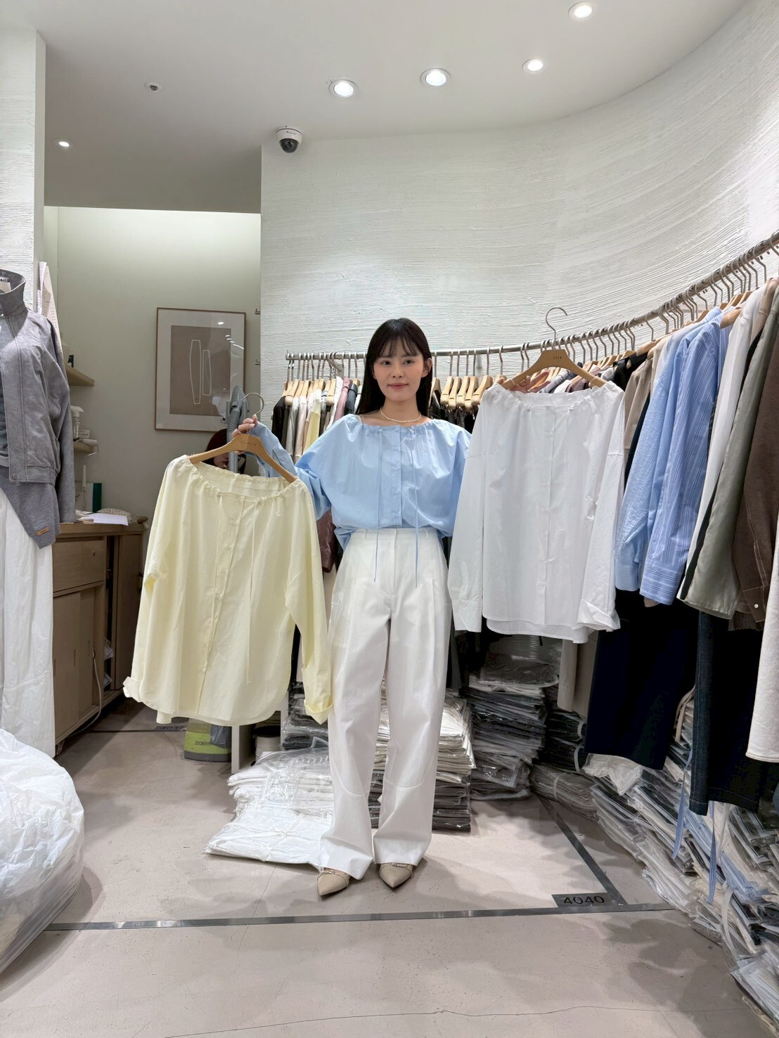 2B6019 空氣感寬鬆圓領長袖上衣