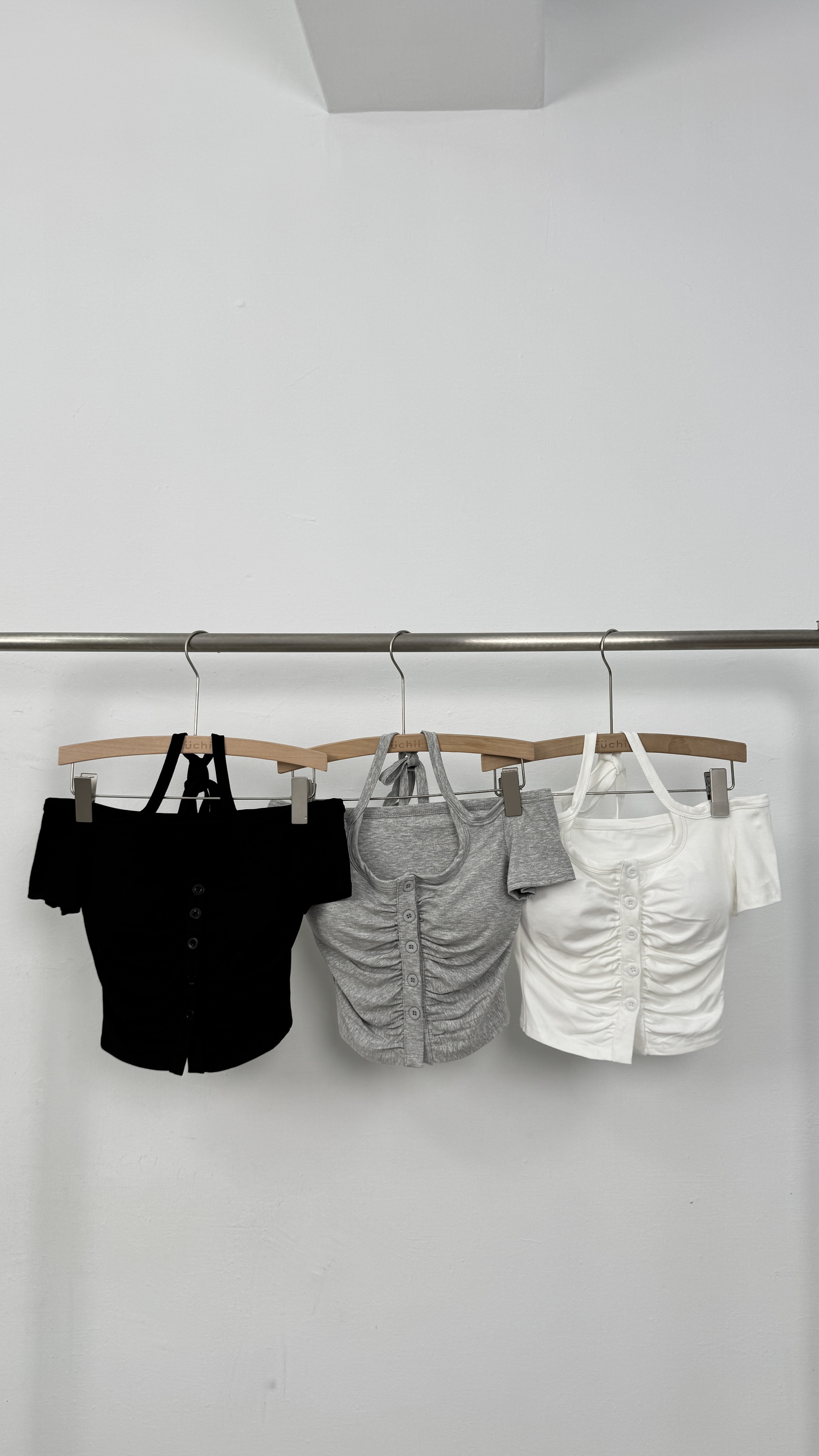 NEW前抓皺掛脖一字領