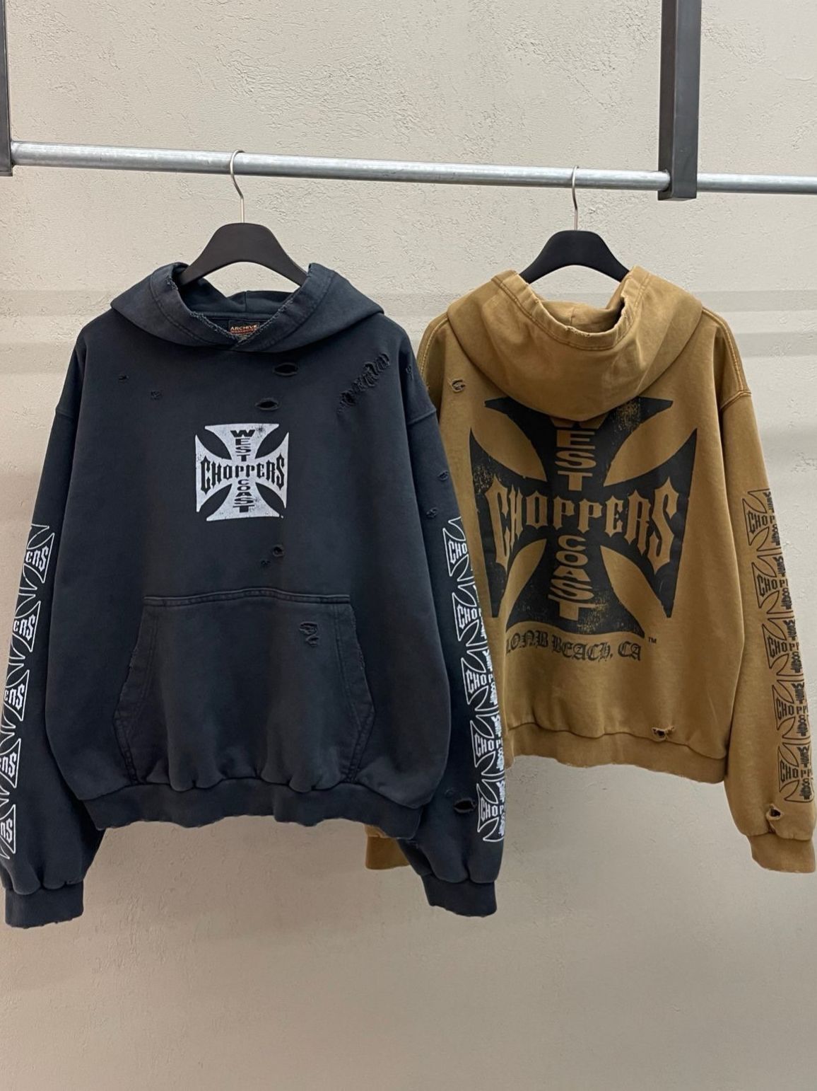 洗水破洞英文字圖案連帽衛衣 ARCHIVE-417T