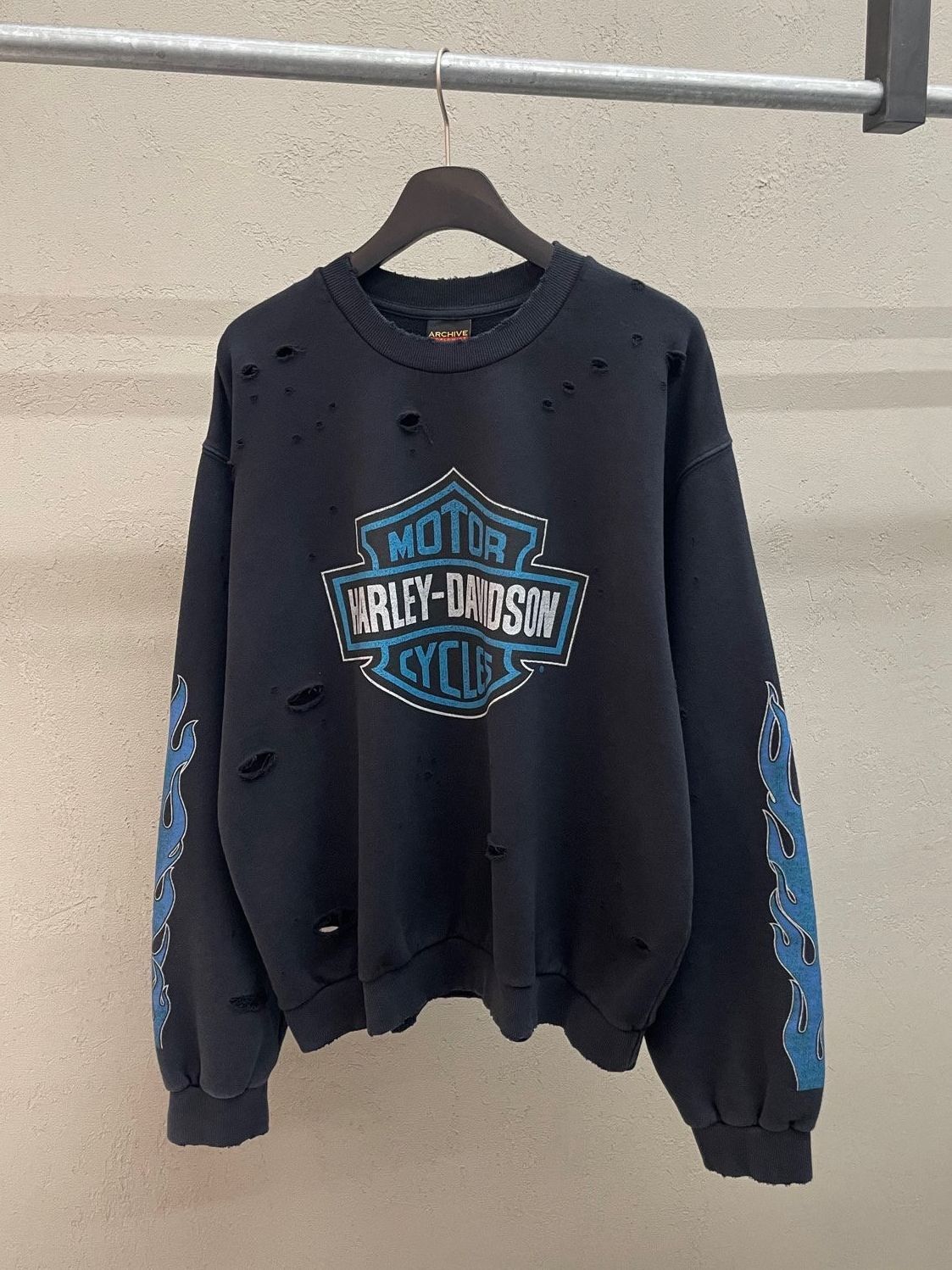 英文字圖案破洞衛衣 ARCHIVE-418T