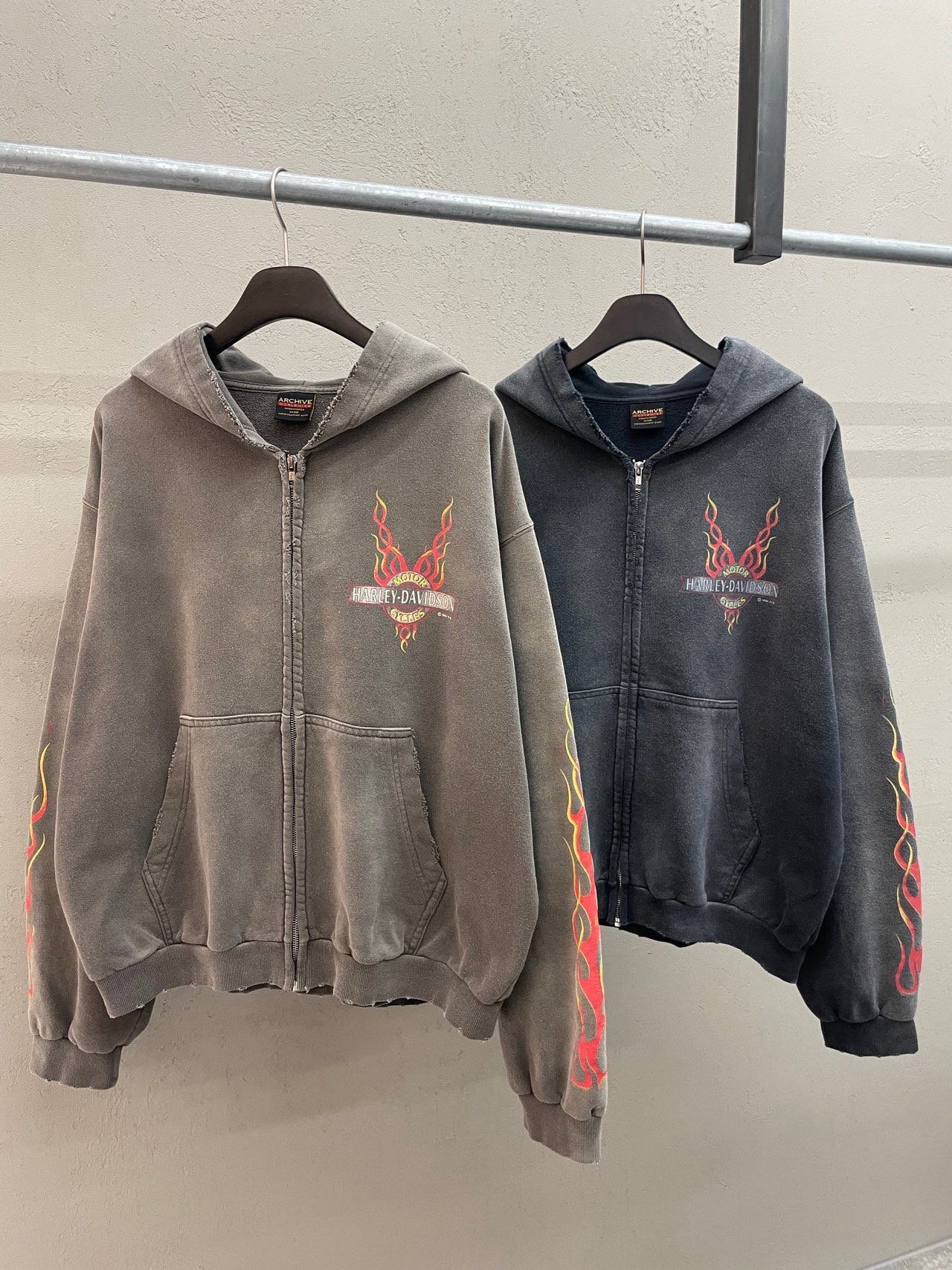 洗水英文字圖案連帽拉鍊外套 ARCHIVE-419JK