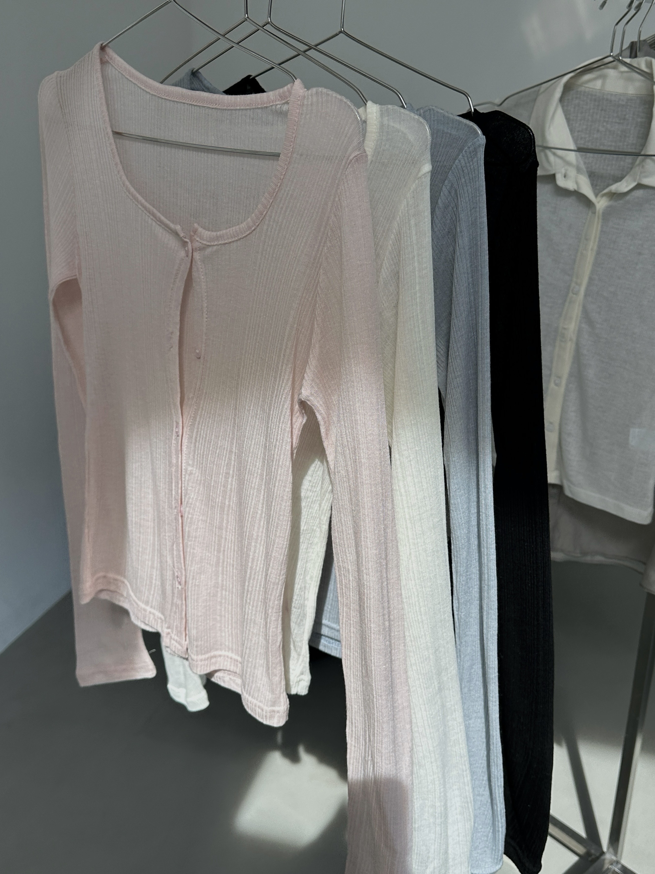 N10 氣泡水微透小外套 (黑)