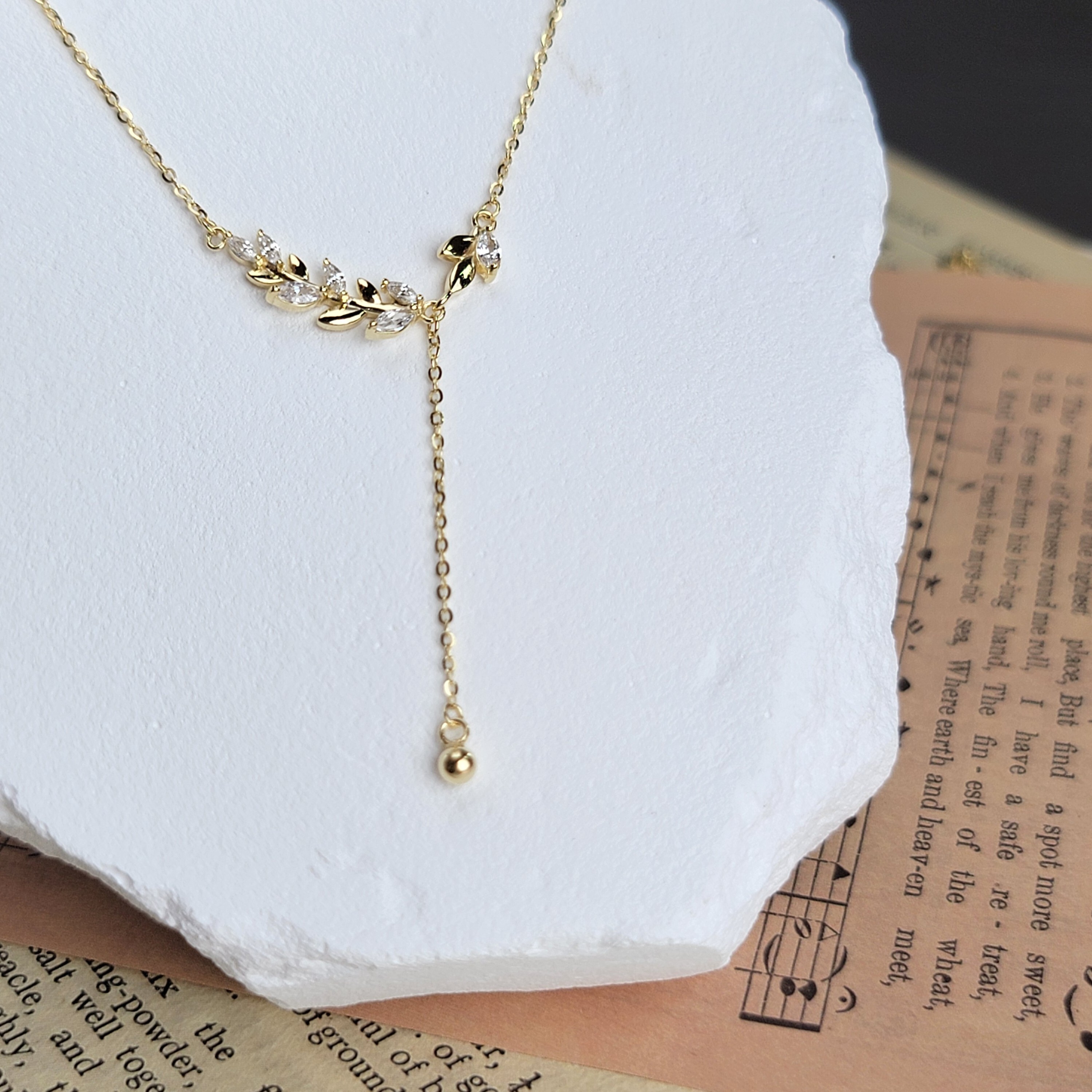 【me.luxe】SV14K桂冠鋯石流蘇鍊