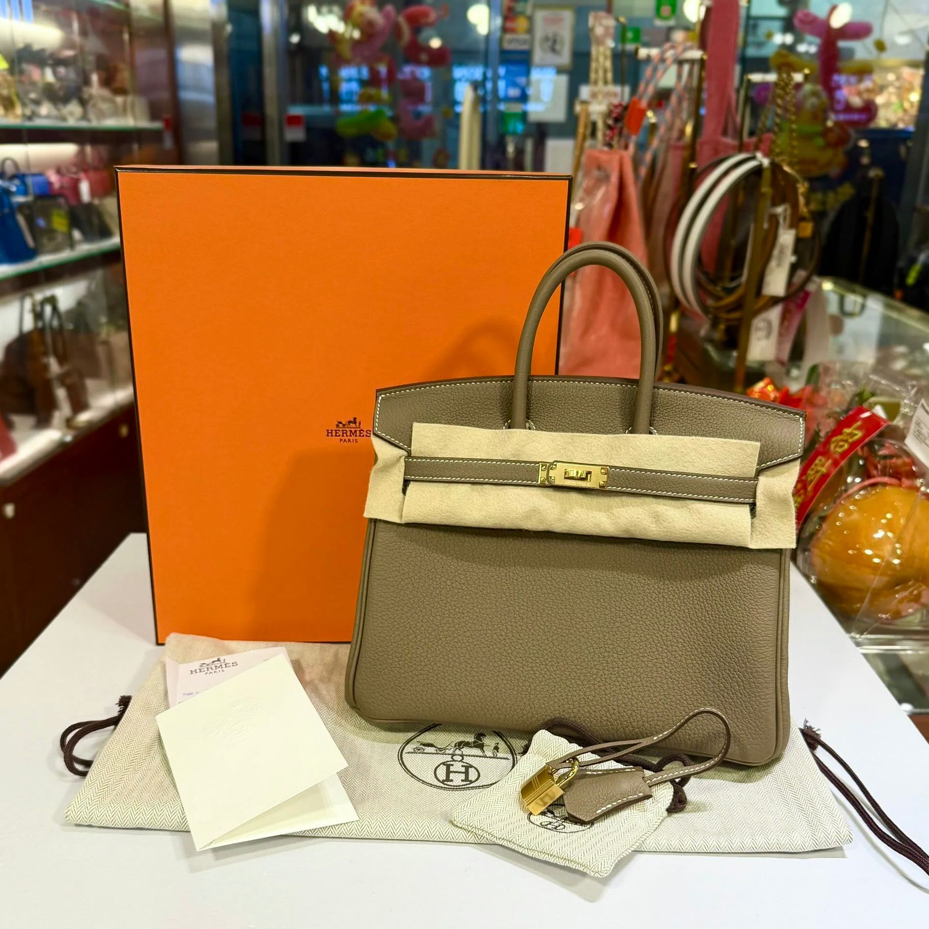 G刻!!! 新鮮單~全新BIRKIN 25,ETOUPE TOGO,GHW 大象灰金扣 #B25 #鉑金包, #BRAND NEW #香榭站正品