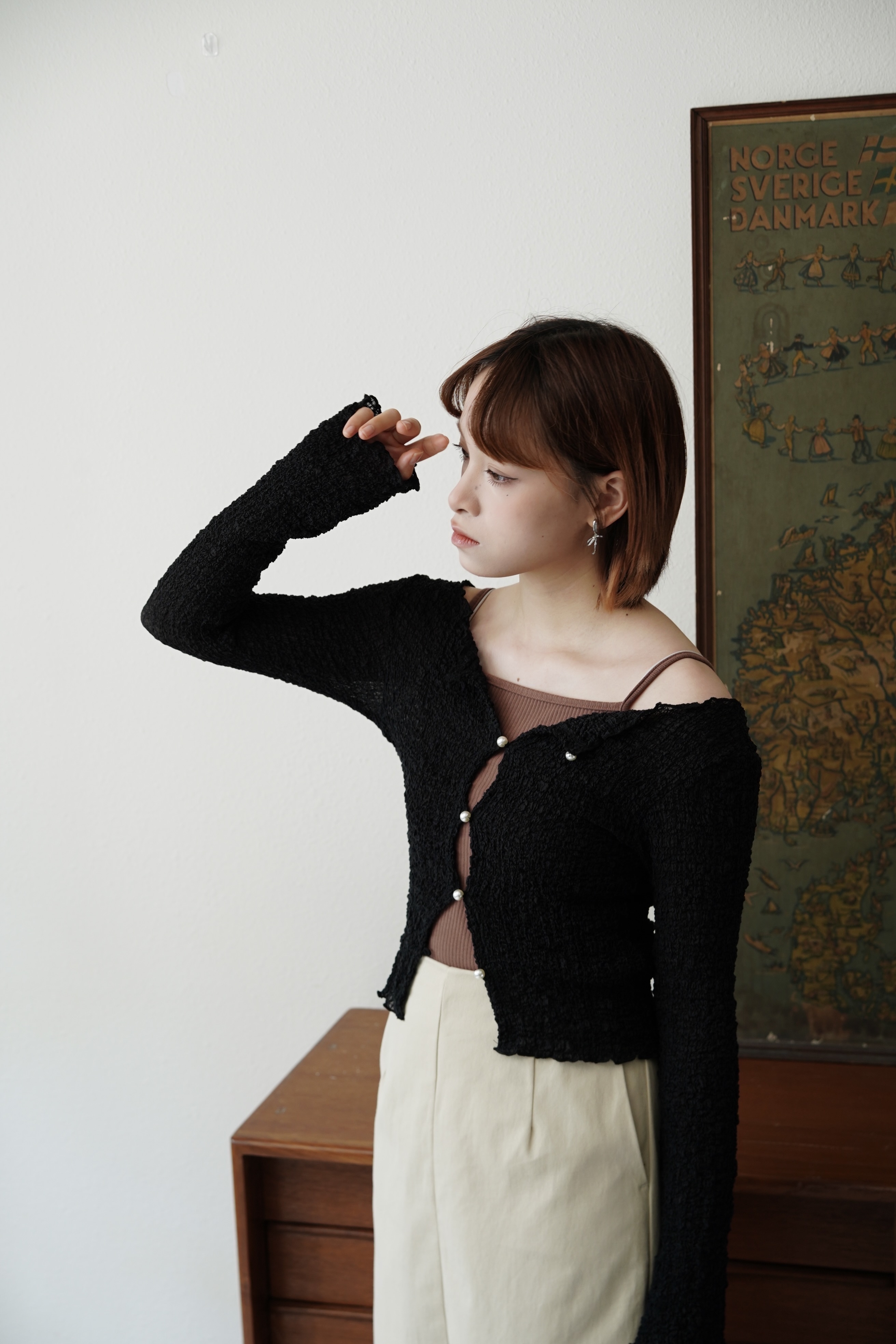 免燙！皺布優雅珍珠扭外套-JK61982