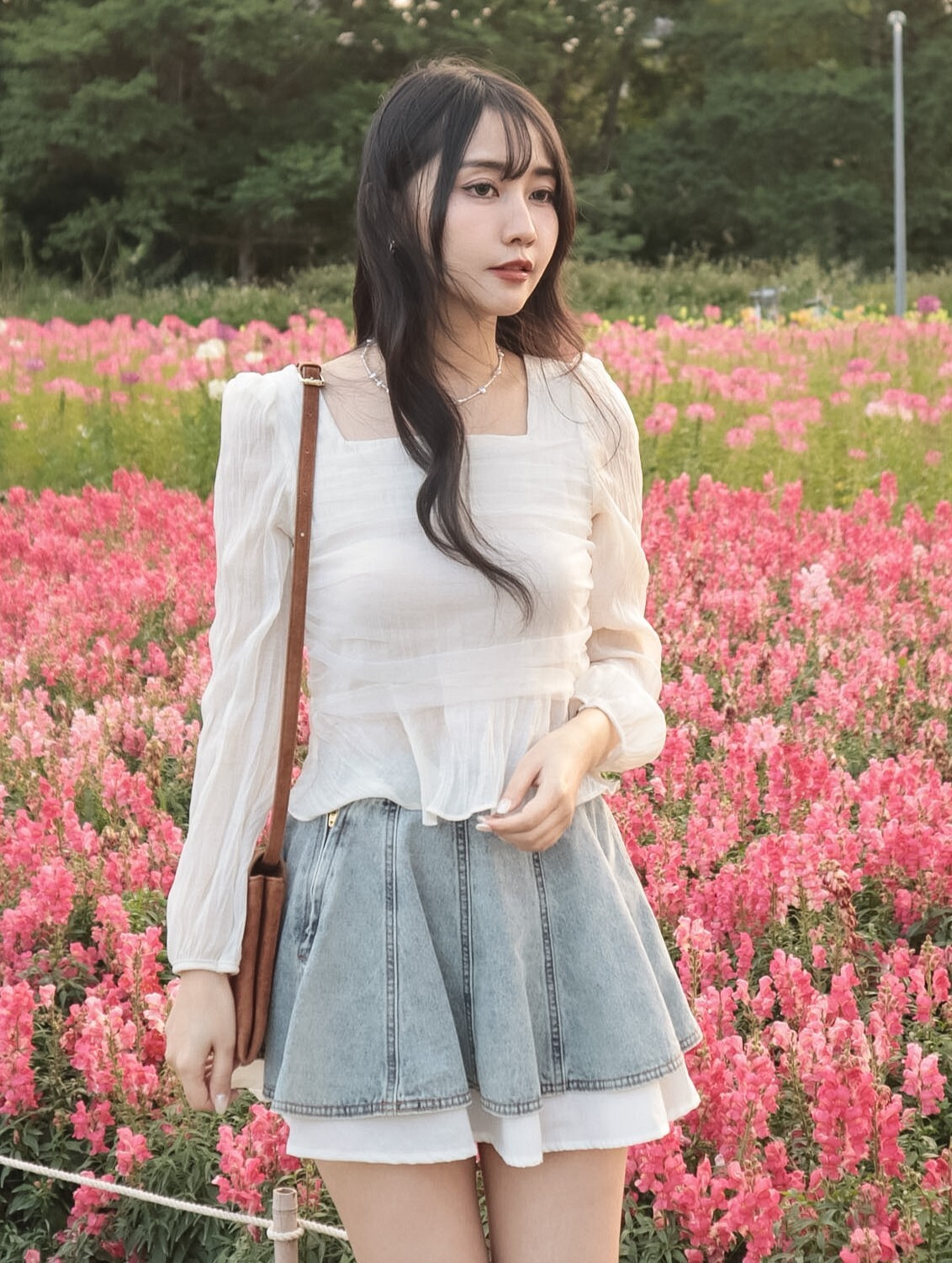 26B120 法式奶油千層 宮廷袖輕紗收腰珠光紗上衣