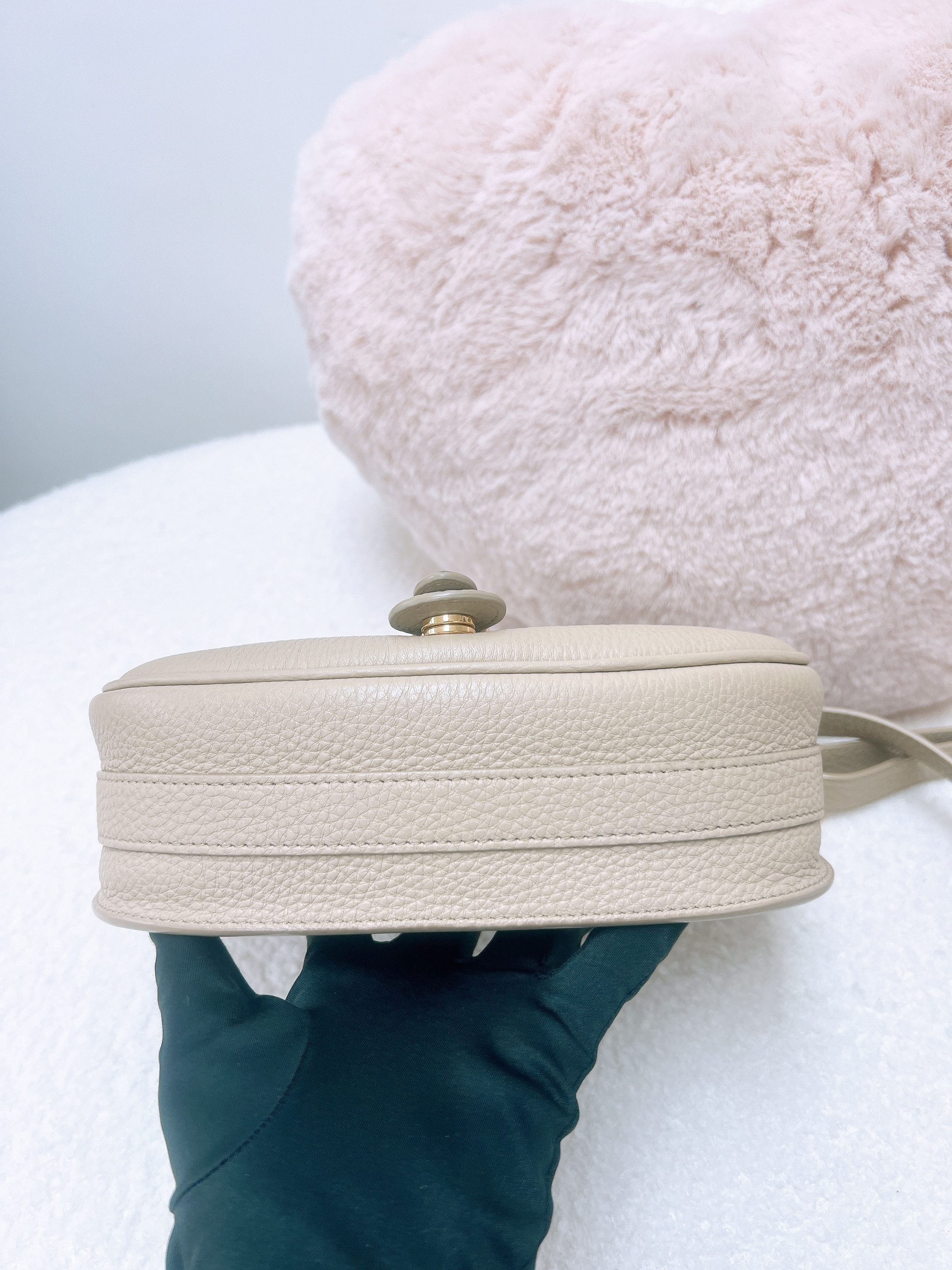 Dior bobby medium beige