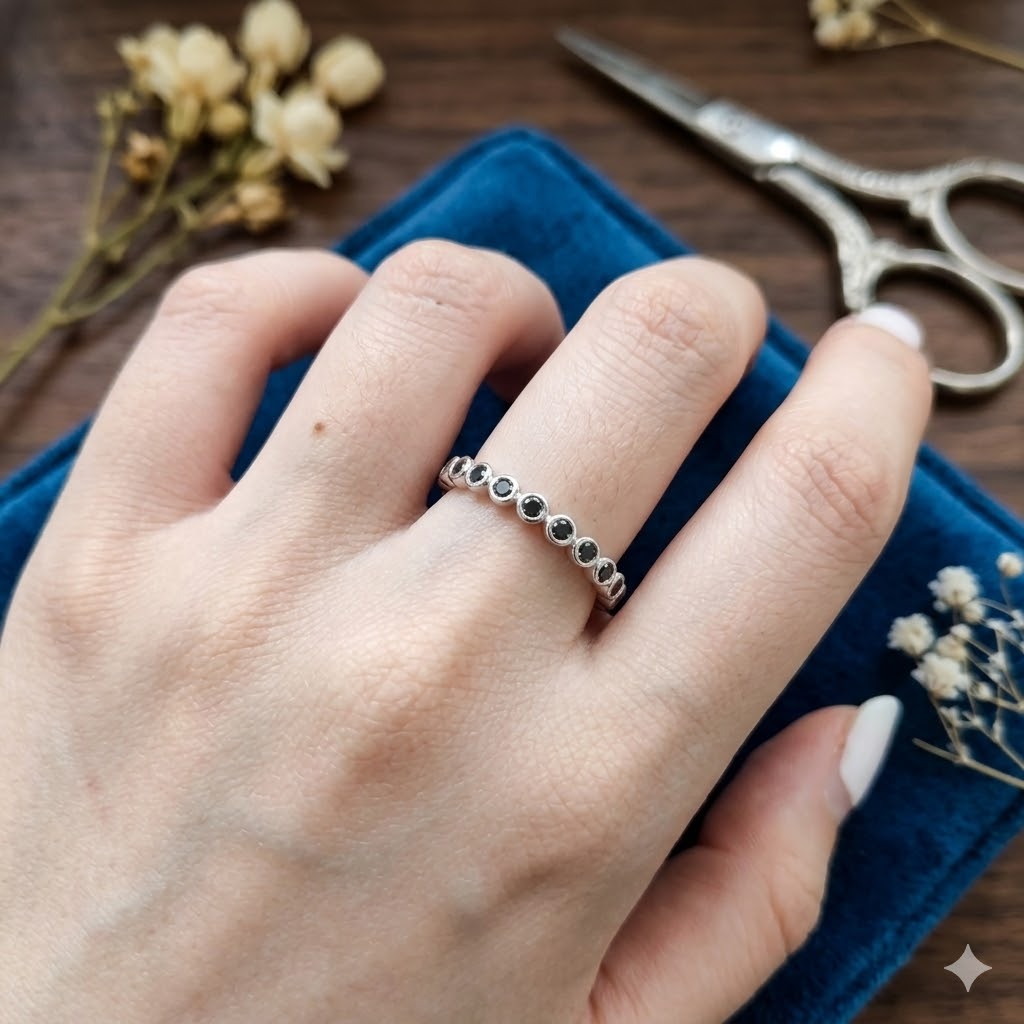 全新18K白金42份黑鑽石全圈戒指