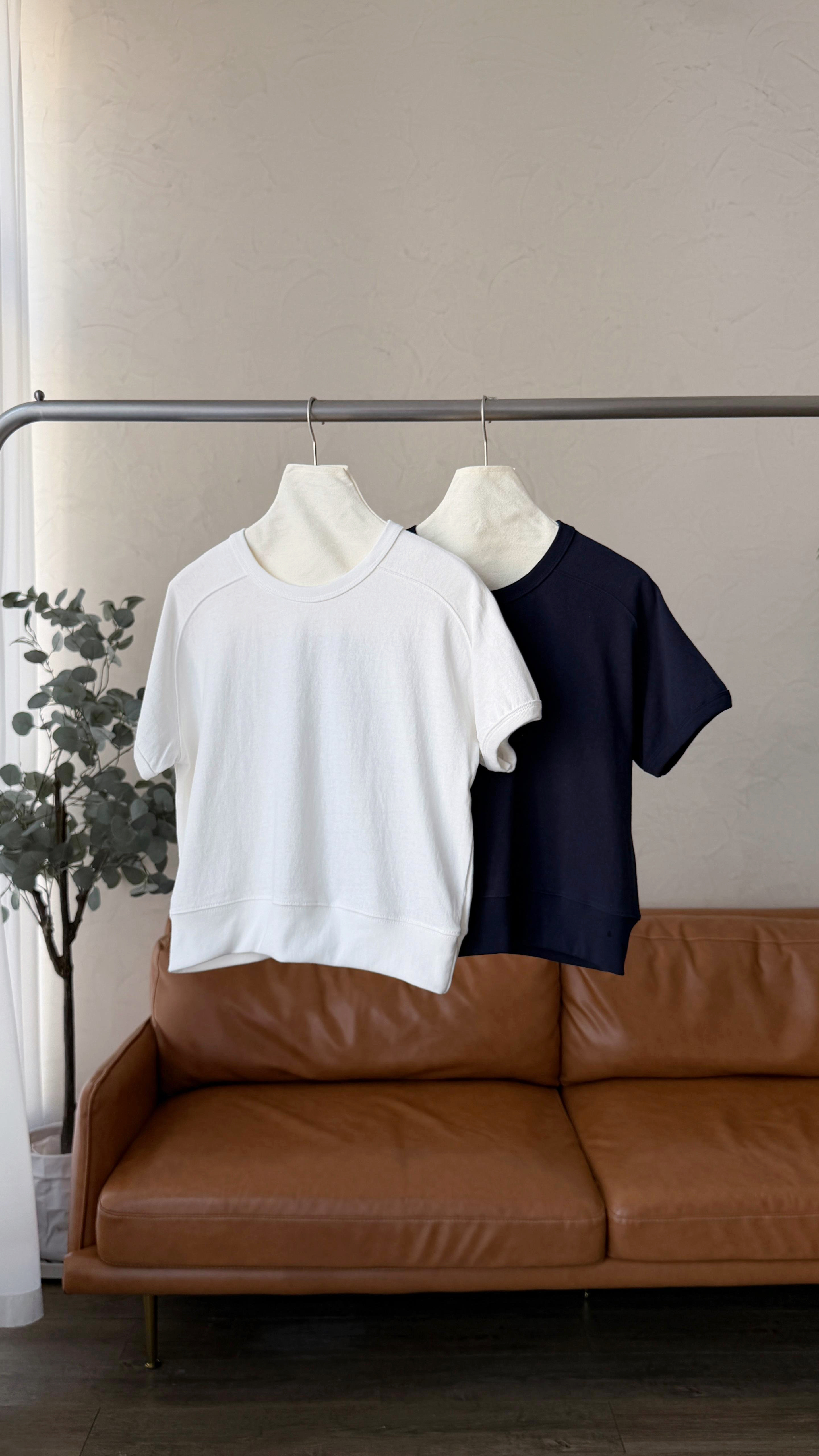 KR494 純色顯瘦肩線CROP TEE-2色