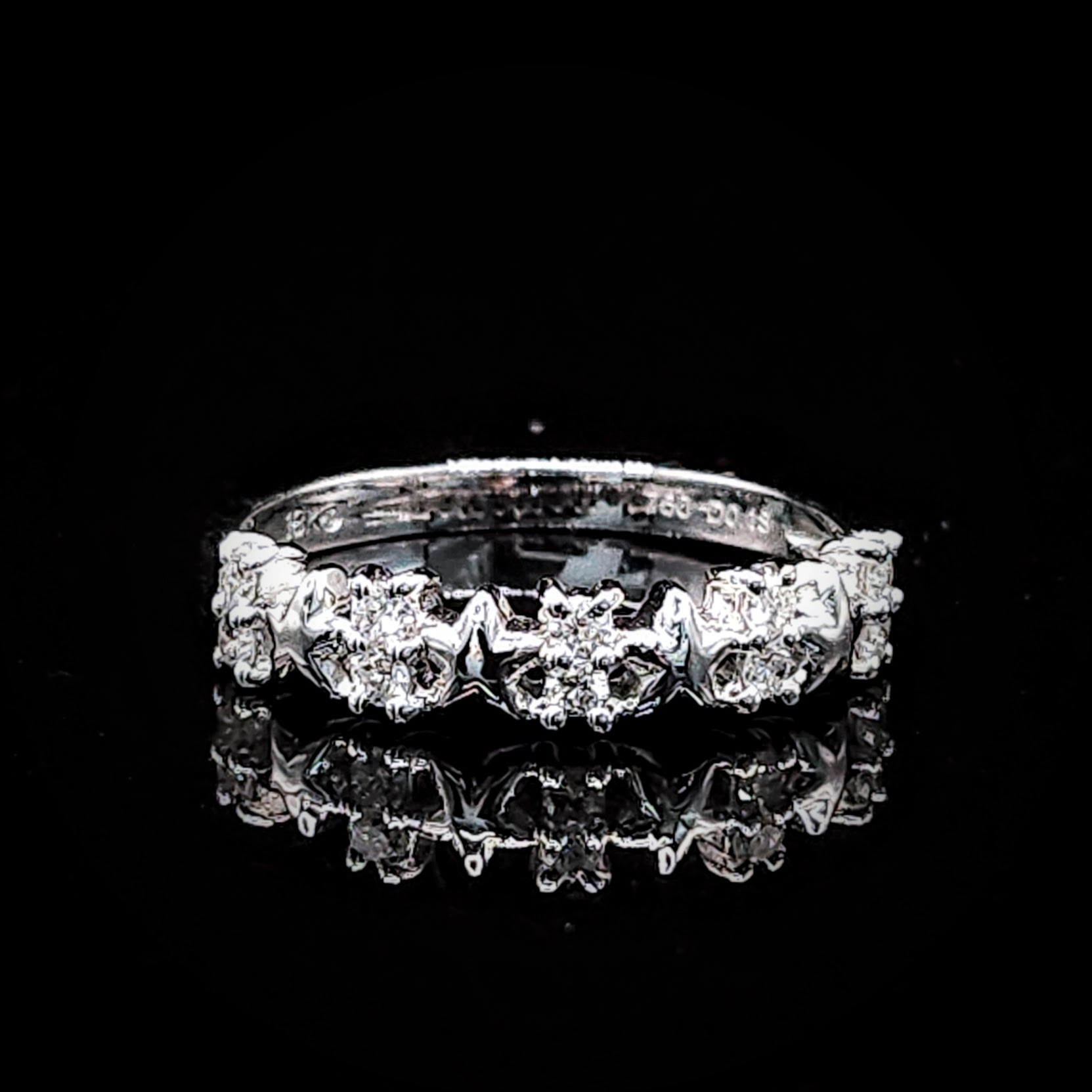 全新18K白金18份鑽石戒指