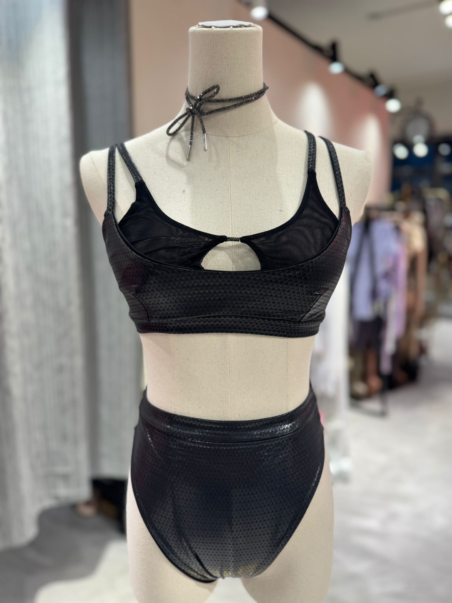 Lust Top+Liora Bottom-Matt Gloss