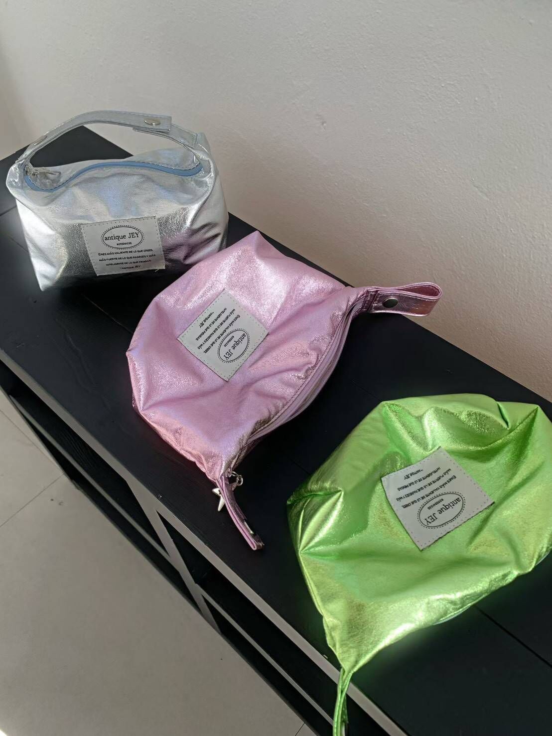 JEY 未來感化妝收納飯盒小包