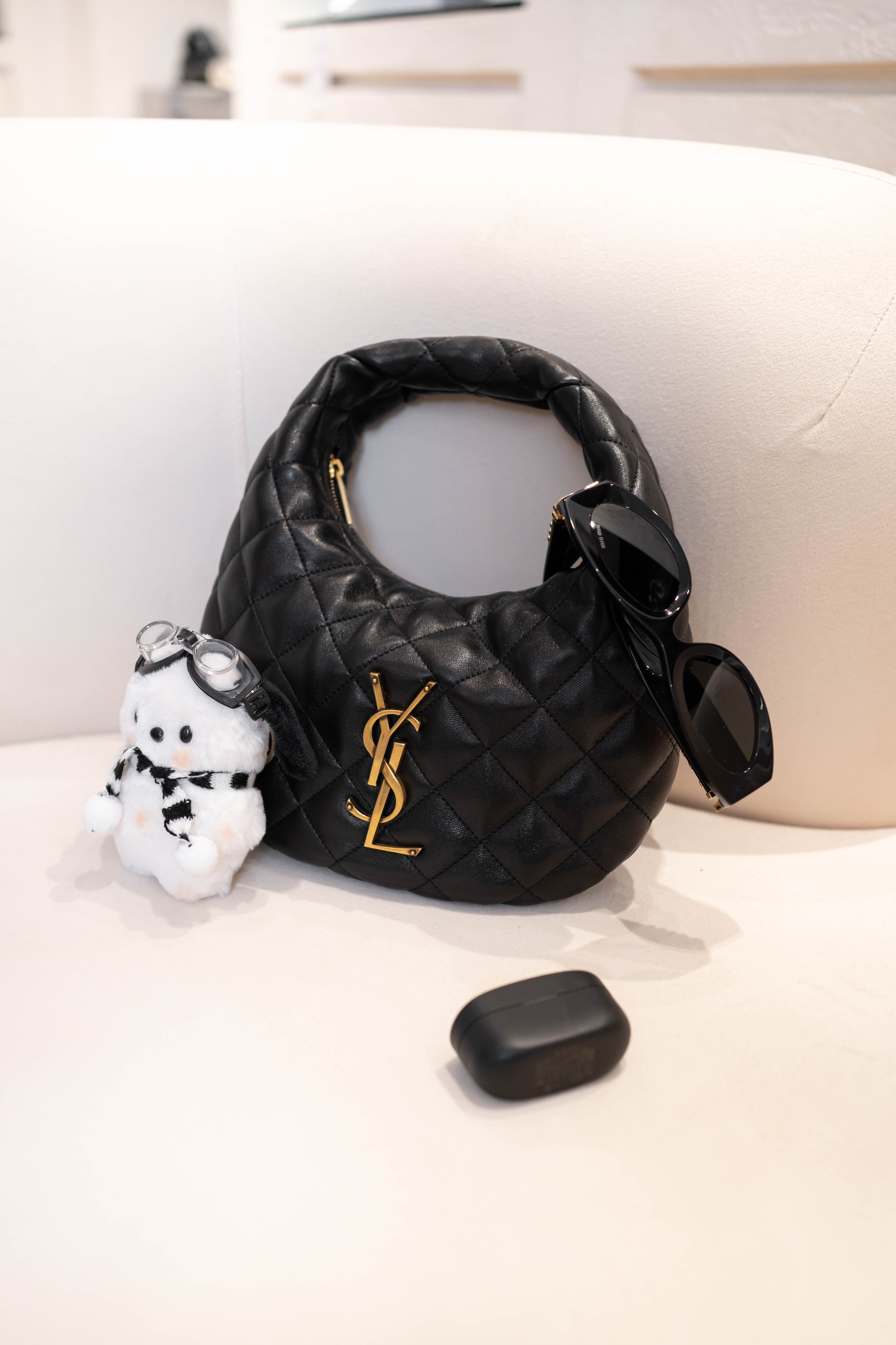 YSL Icarino 絎縫納帕皮手袋