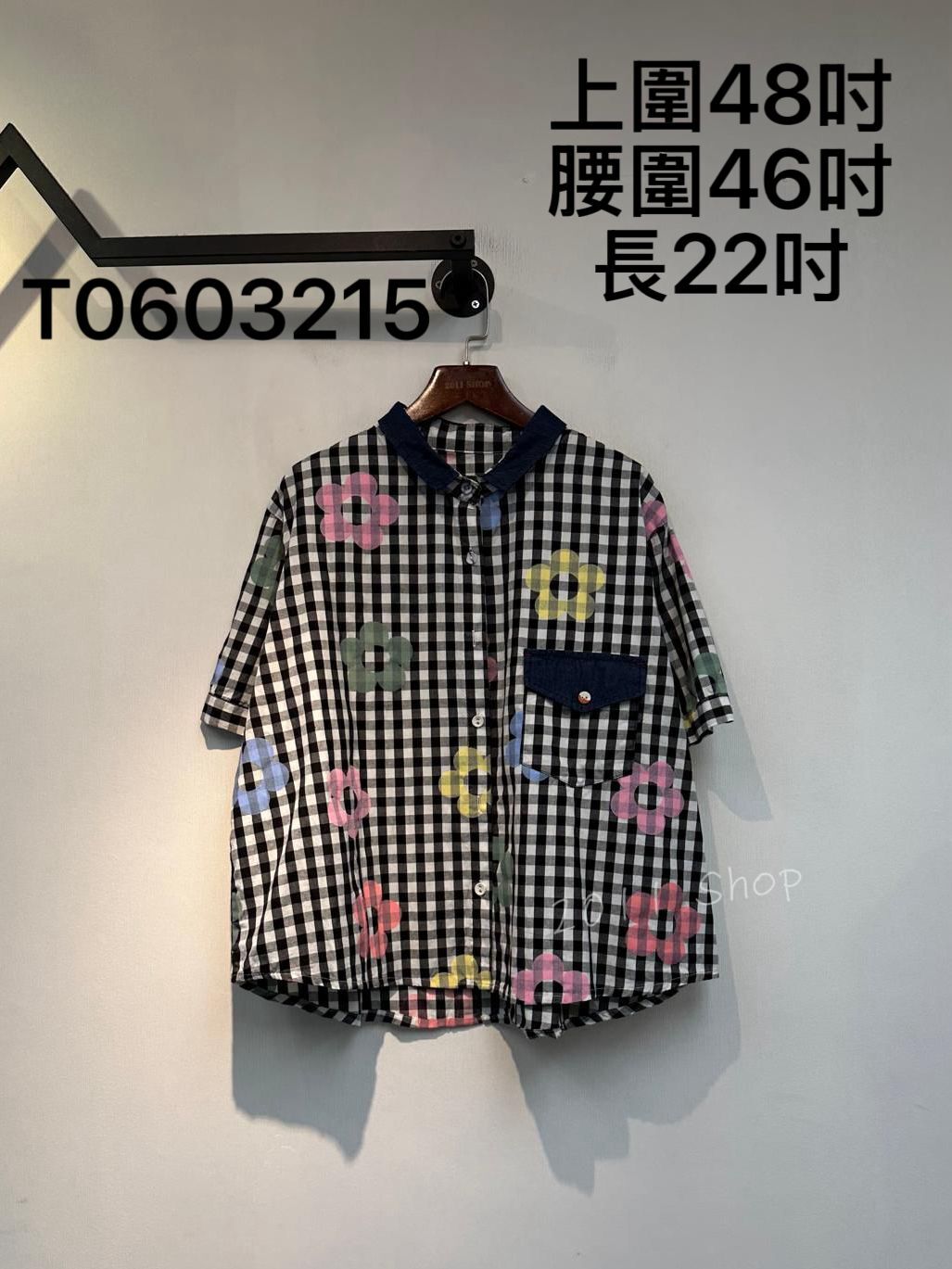 出口日本格仔花朵印花恤衫  上圍48吋 腰圍46吋 長22吋  T0603215