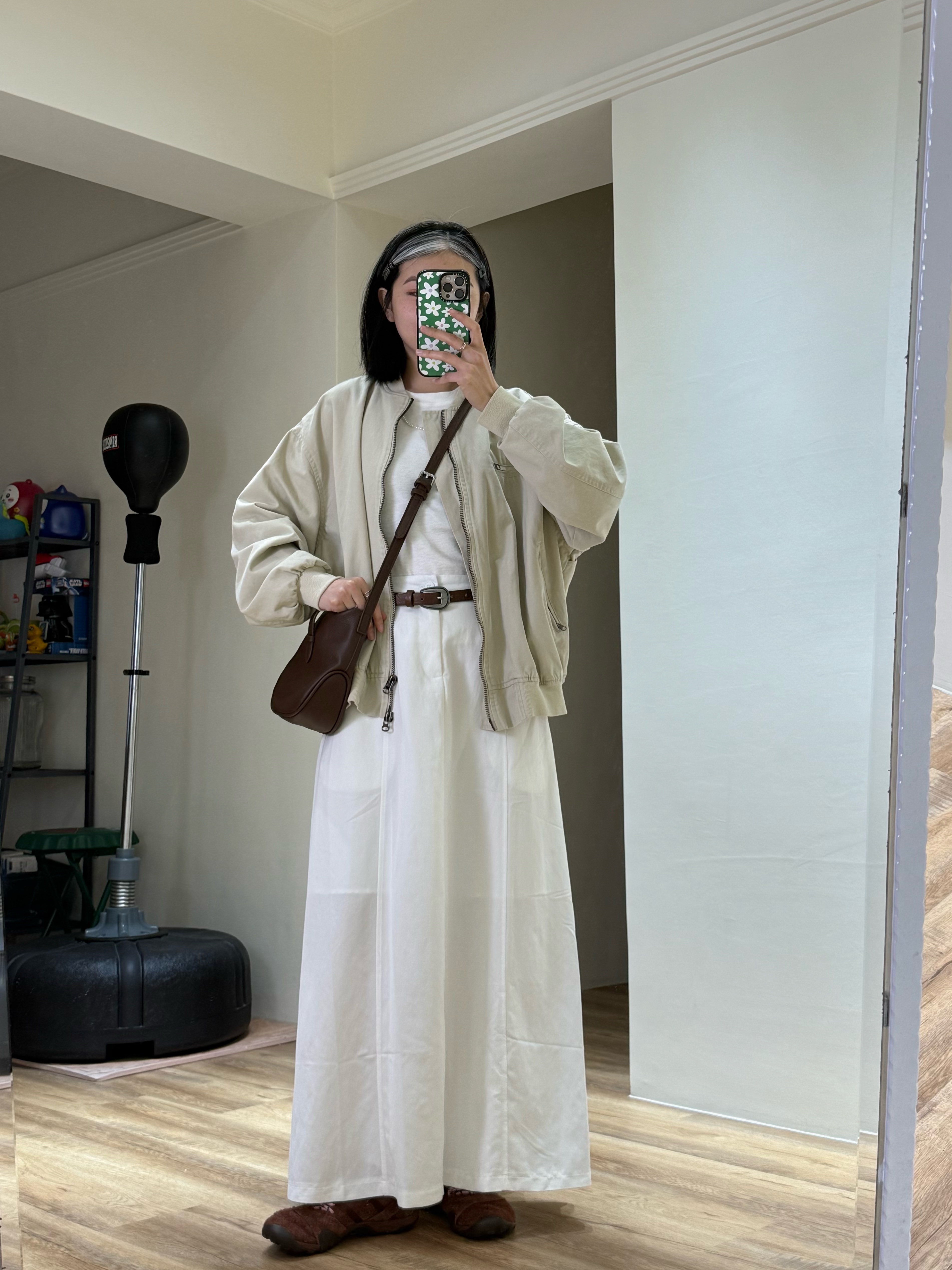 完美比例！顯瘦百搭A字裙 (白)