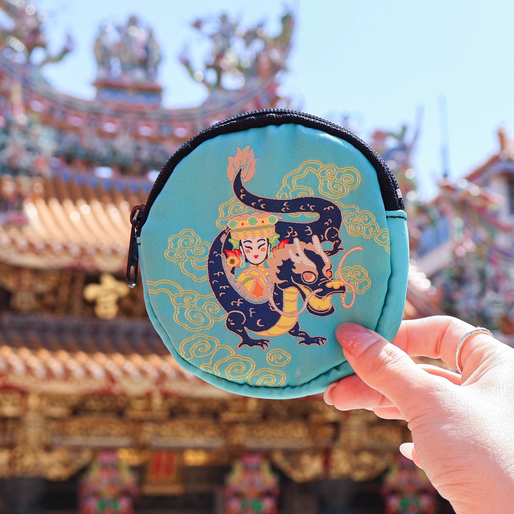 【捐涼被、夏季用品給弱勢】幫助失依孤老（贈鎮瀾宮過爐加持零錢包）