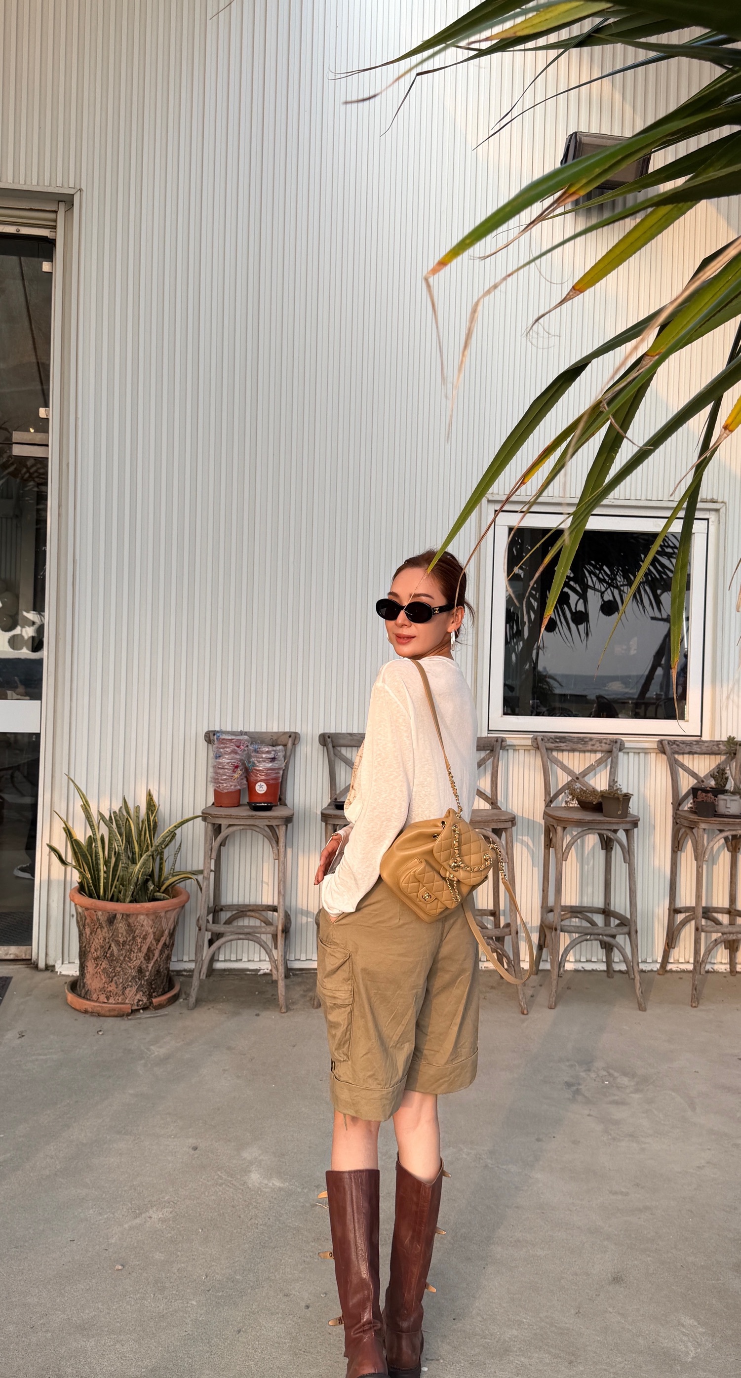 卡其色工裝五分褲