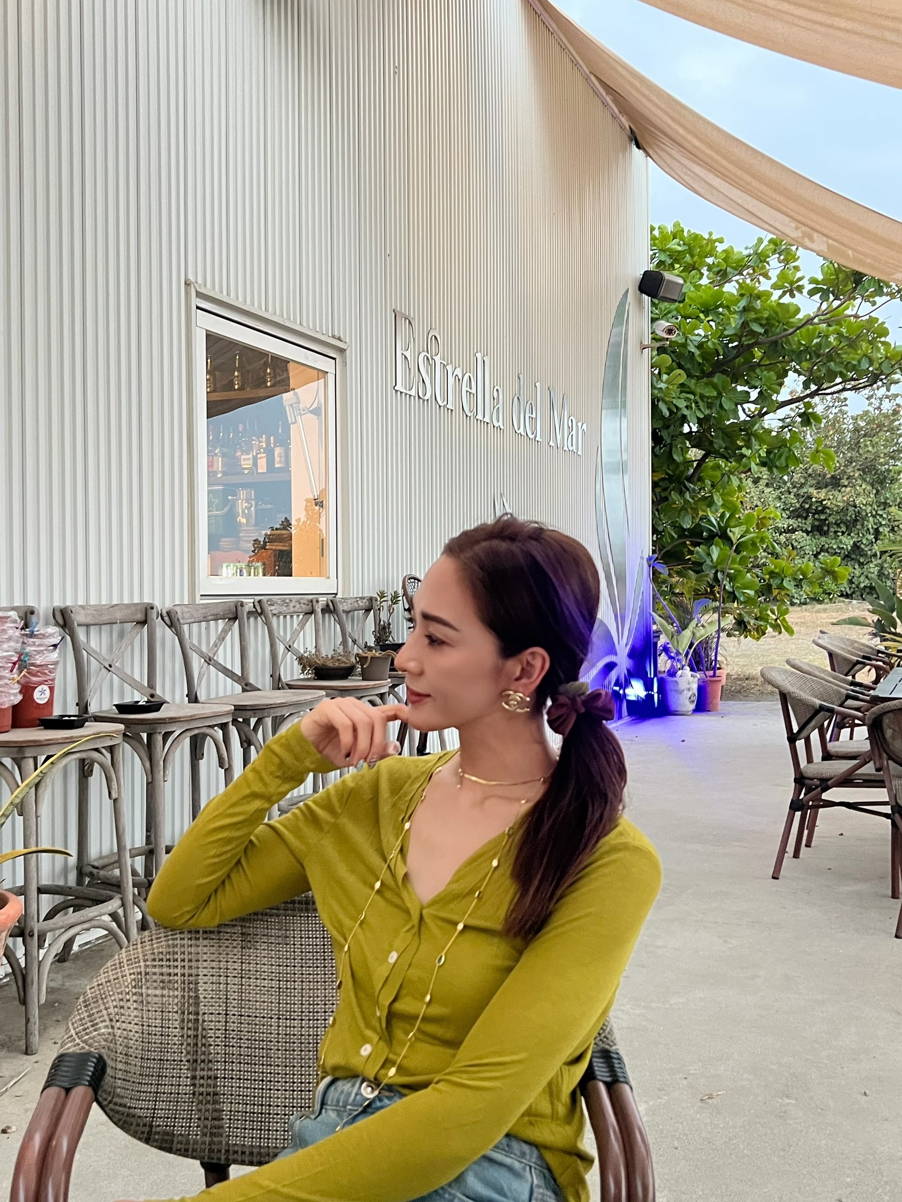 百搭排扣細軟針織罩衫