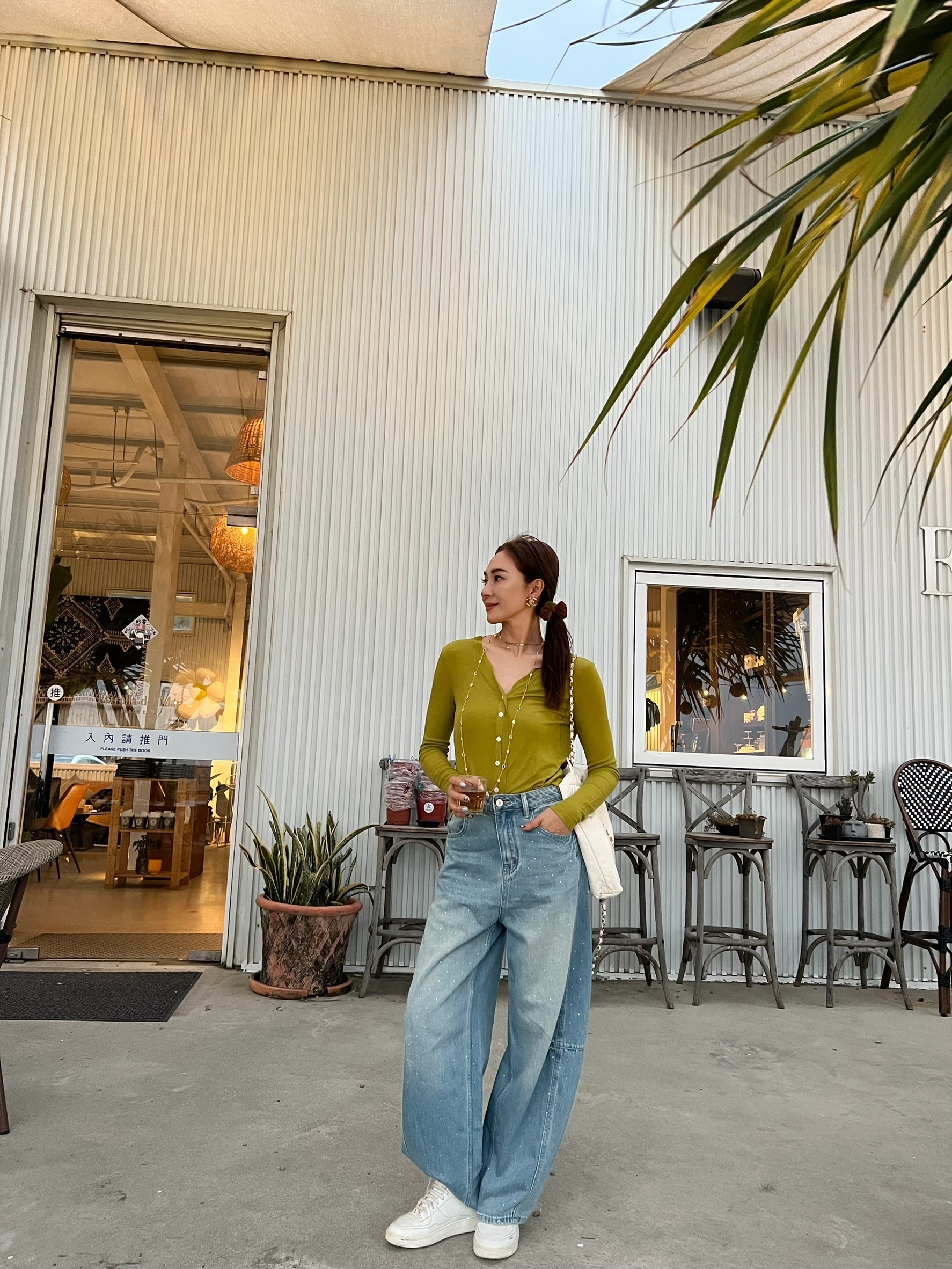 星夜亮閃彎刀牛仔褲