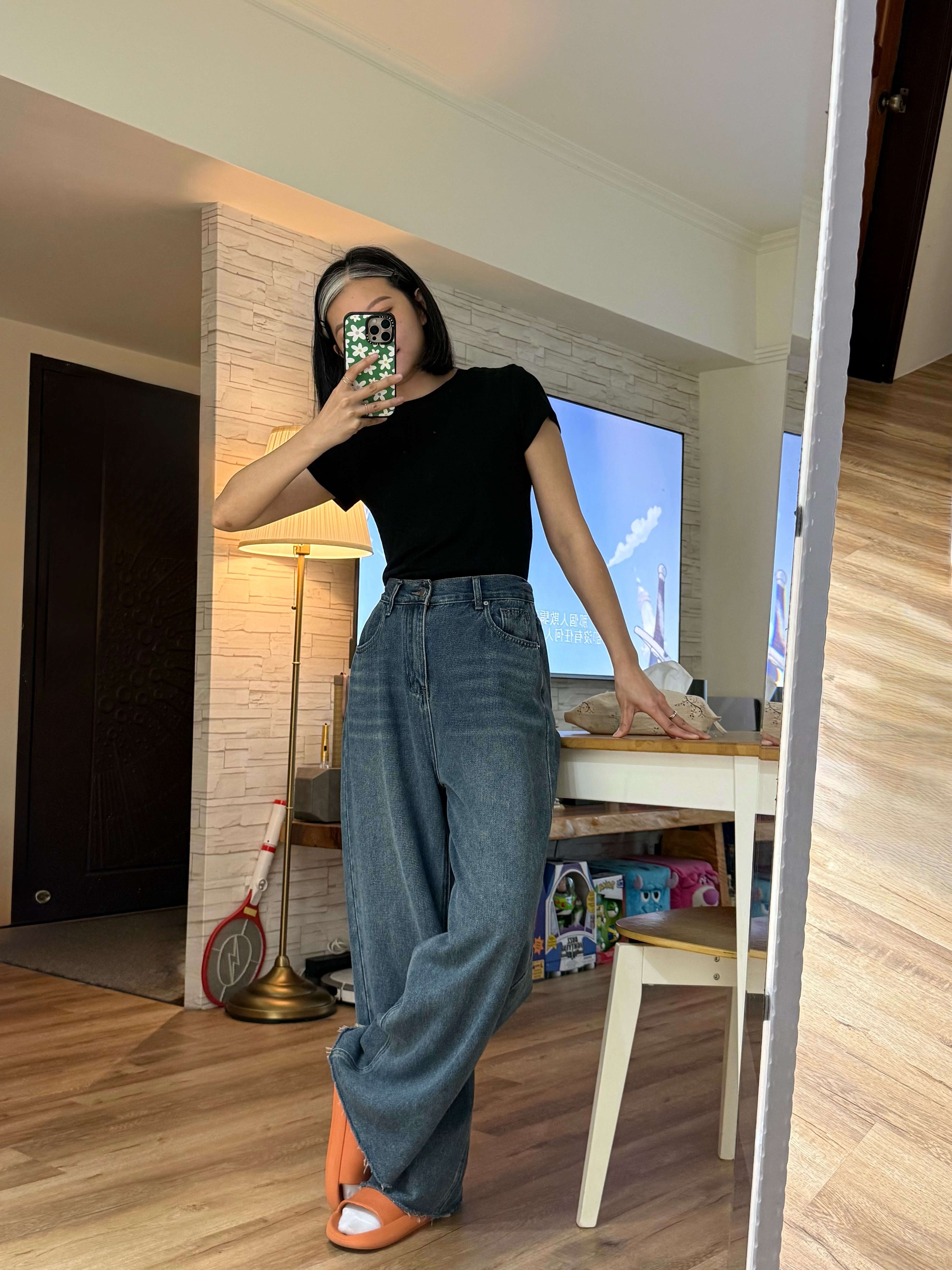 基礎之王！圓領素TEE (黑)