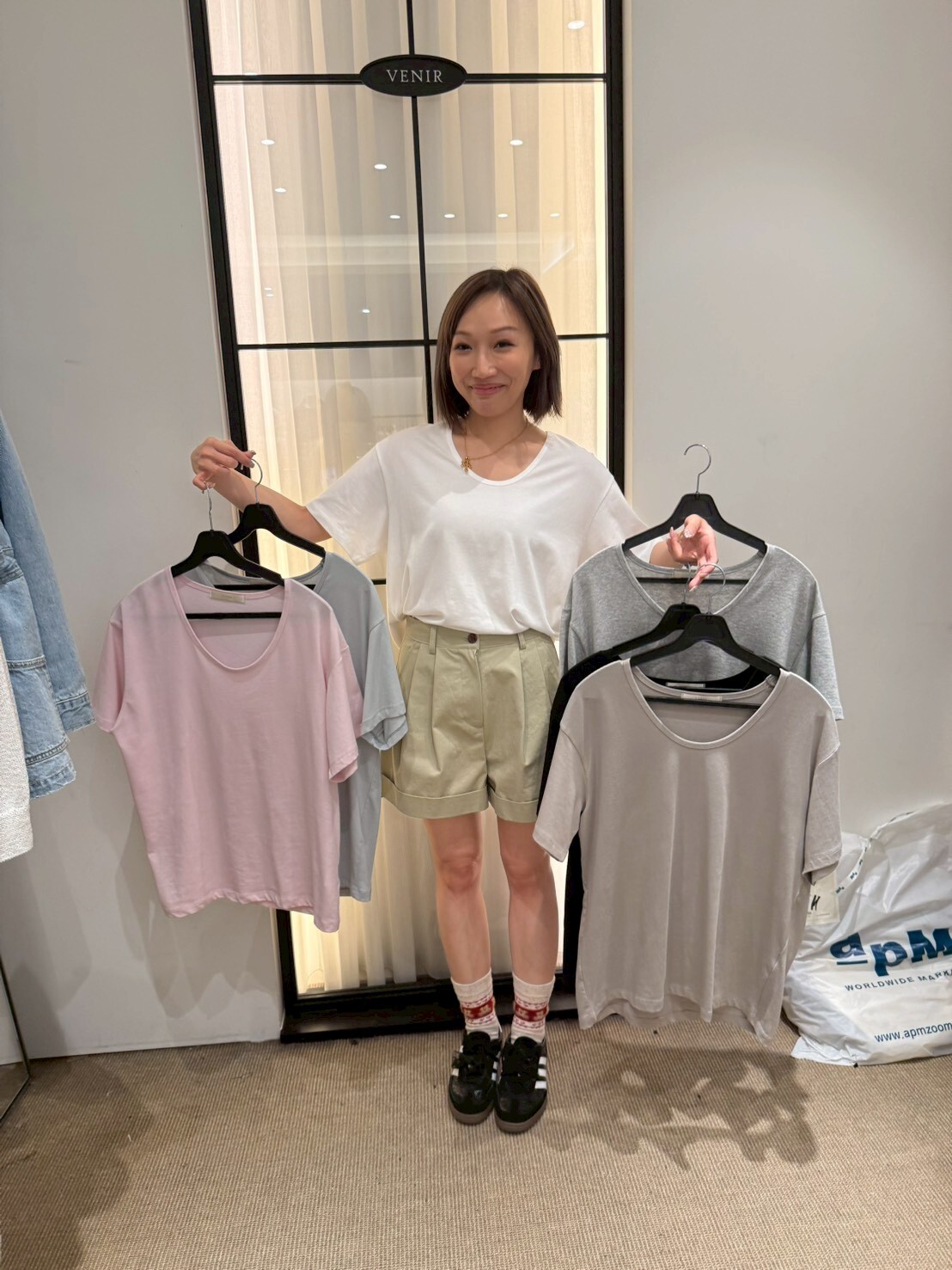 VR6058 U領寬鬆Tee