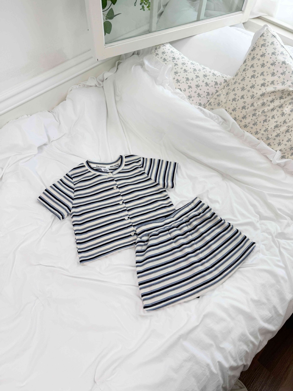 正韓夏SM2 條紋短裙套裝