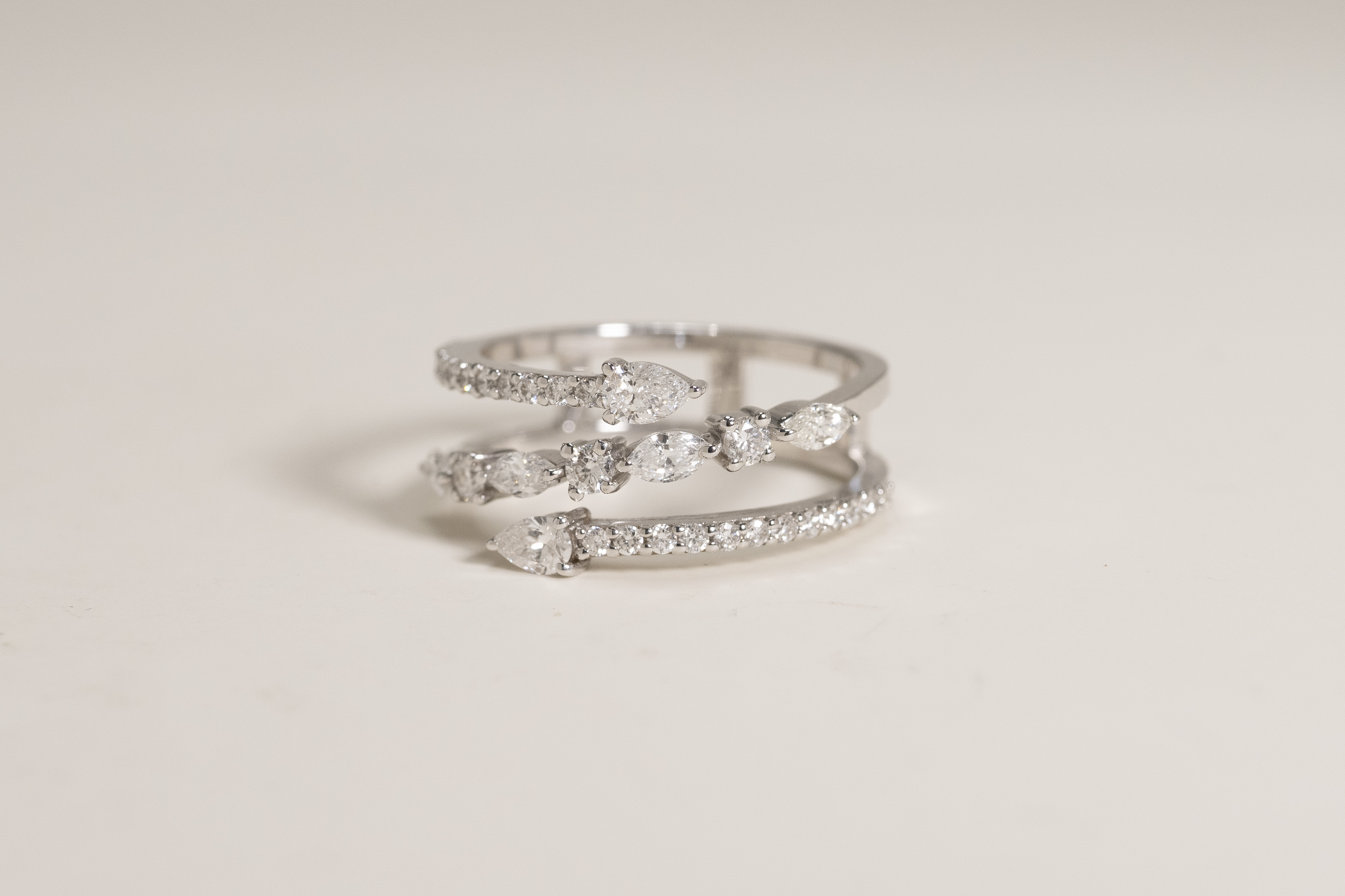 #(12) 18K Diamond Ring