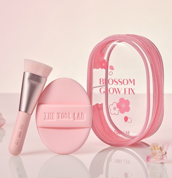 (限量AMISSA獨家優惠) THE TOOL LAB 櫻花粉限定粉撲A款*1+B款*1 贈刷具清潔濕紙巾正貨*1