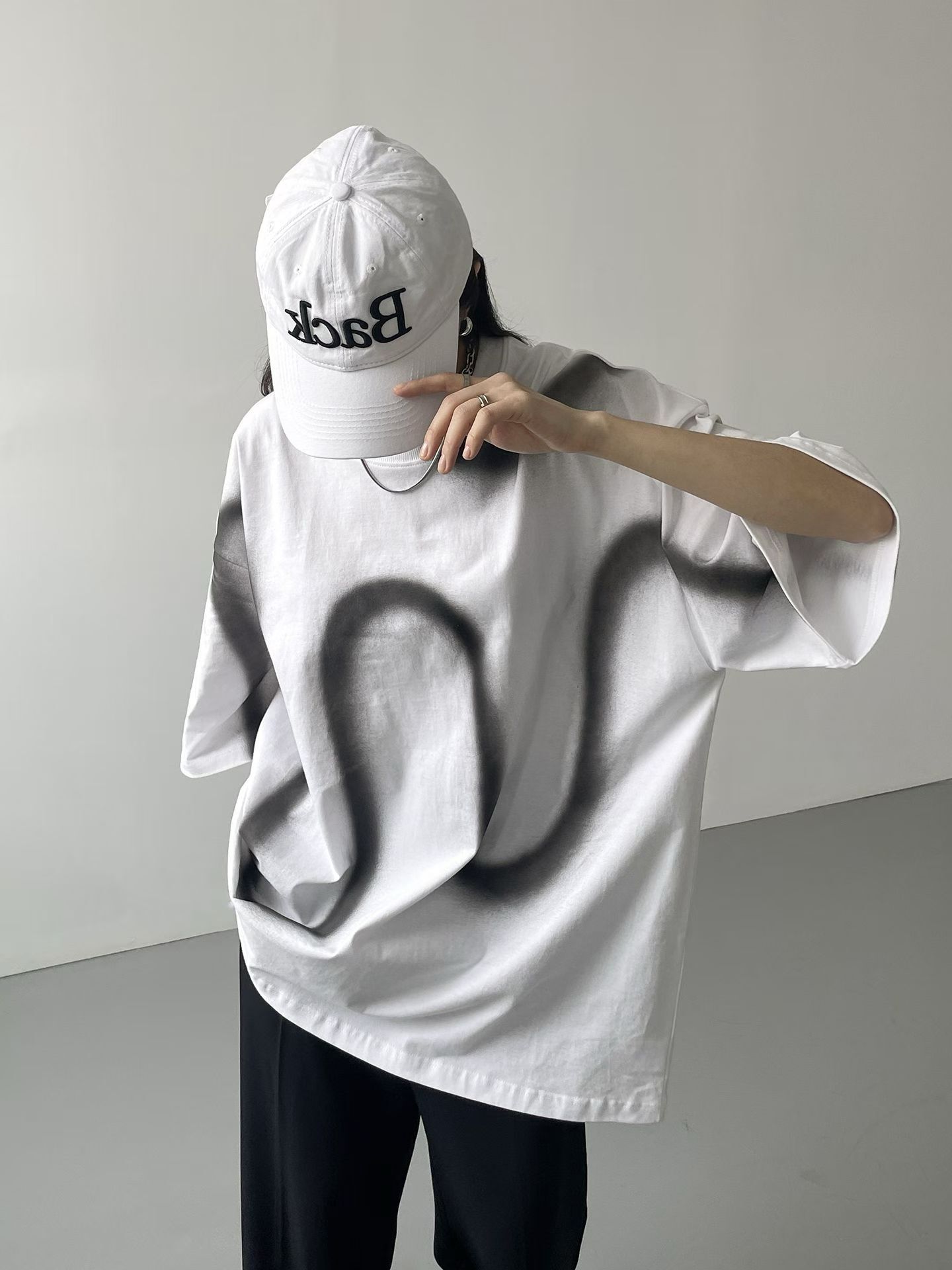 Oversize塗鴉圖案短袖Tee T4873