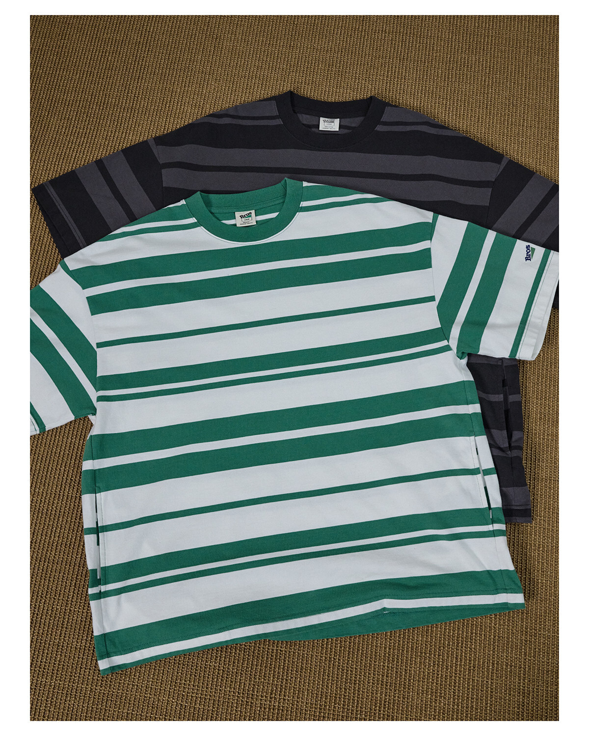 Broshood 日系寬鬆條紋雙插口袋短T 26SS46