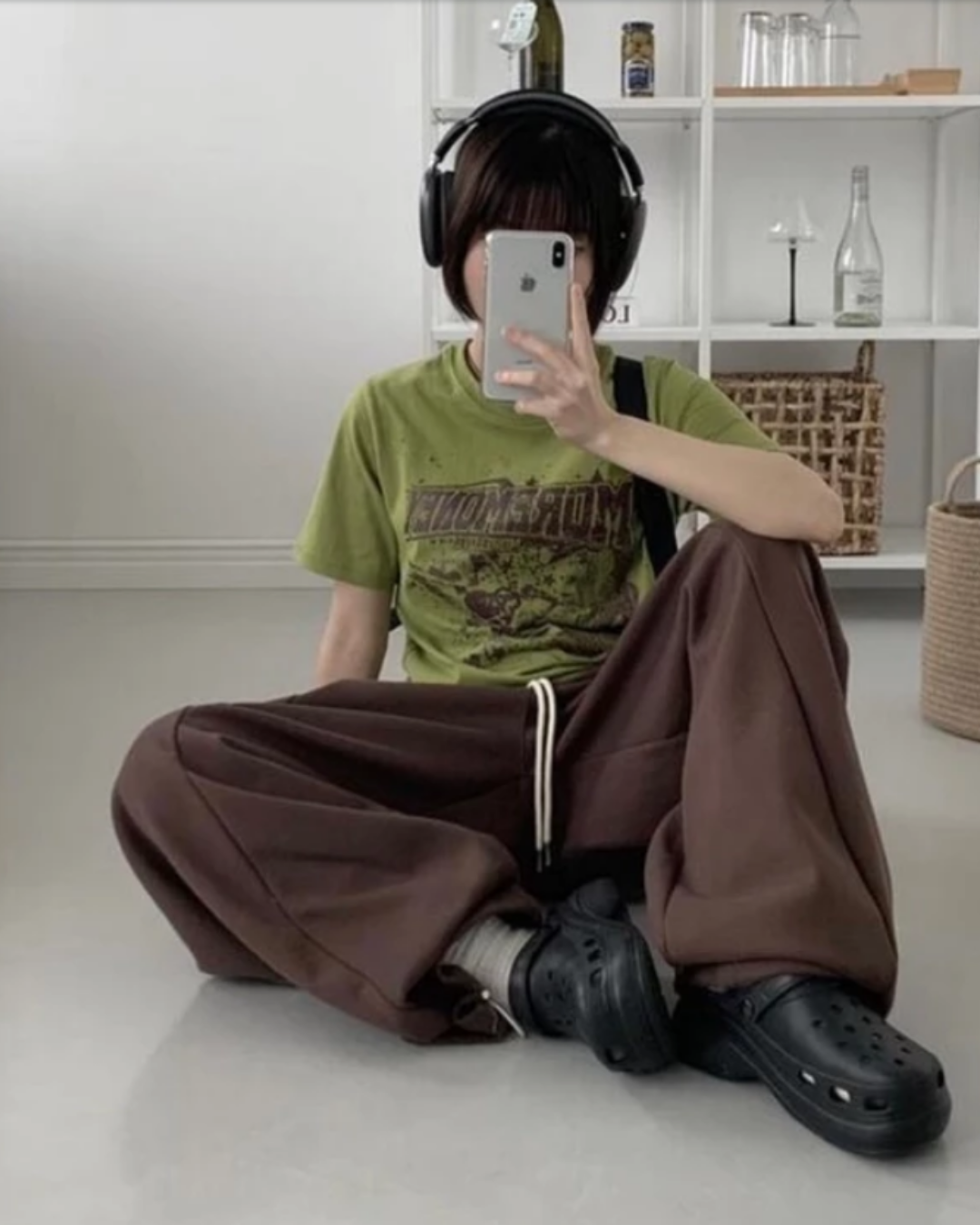 韓國 🇰🇷MOREMONEY 短版 復古 斑駁 印花 短Tee（4color)