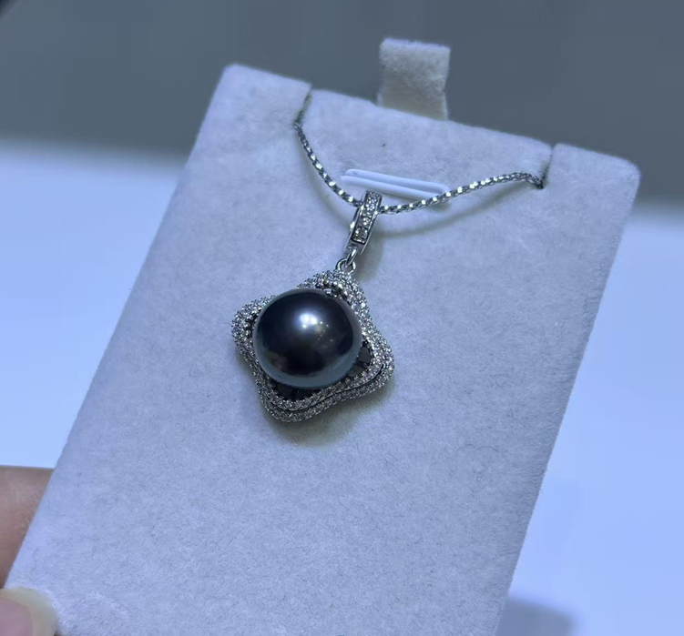 F55 "海水大溪地吊墜  (送銀鏈)" (63YS612A2097) 11-12mm 黑色S925银 $1388