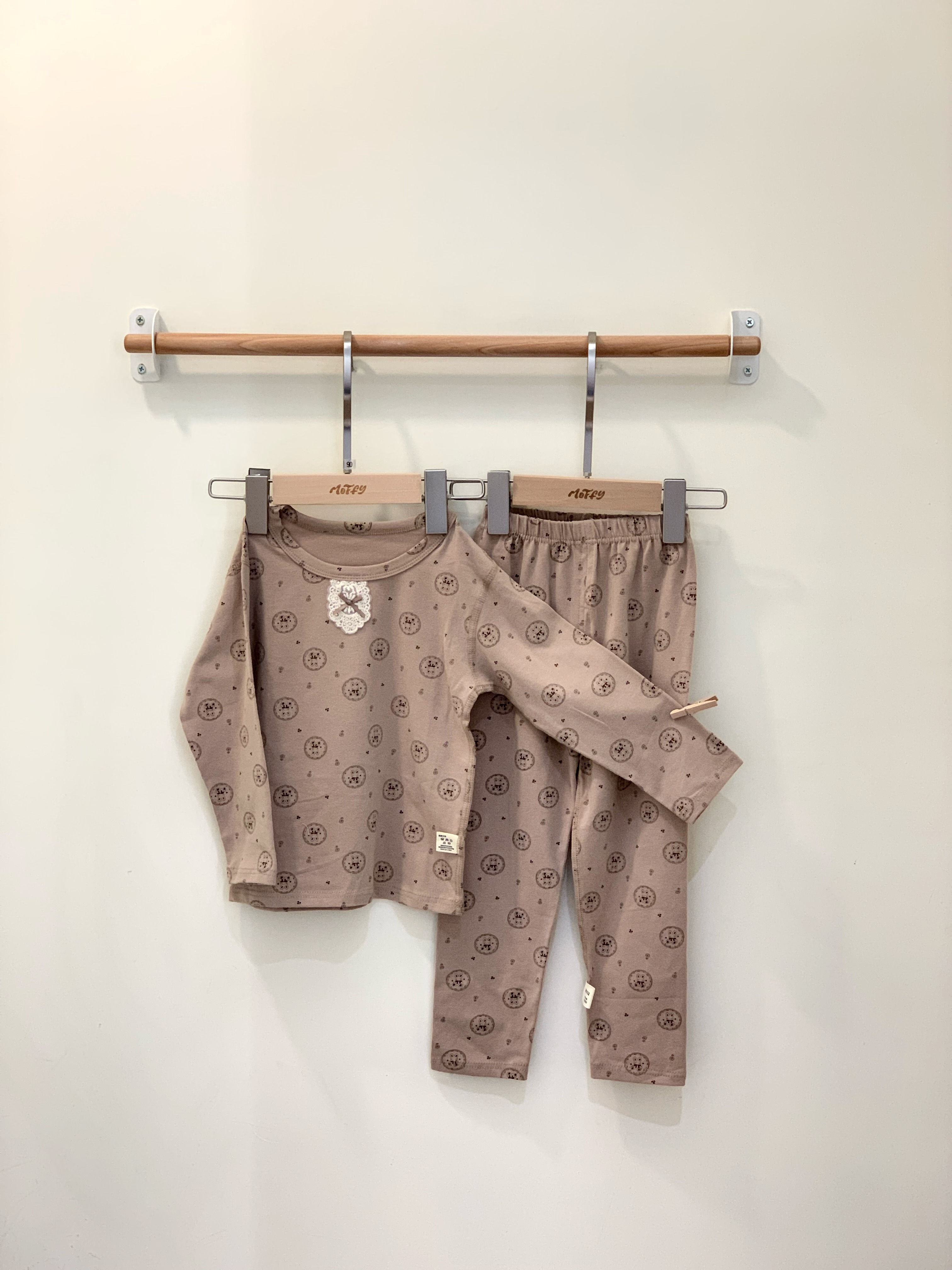 蝴蝶結兔子睡衣