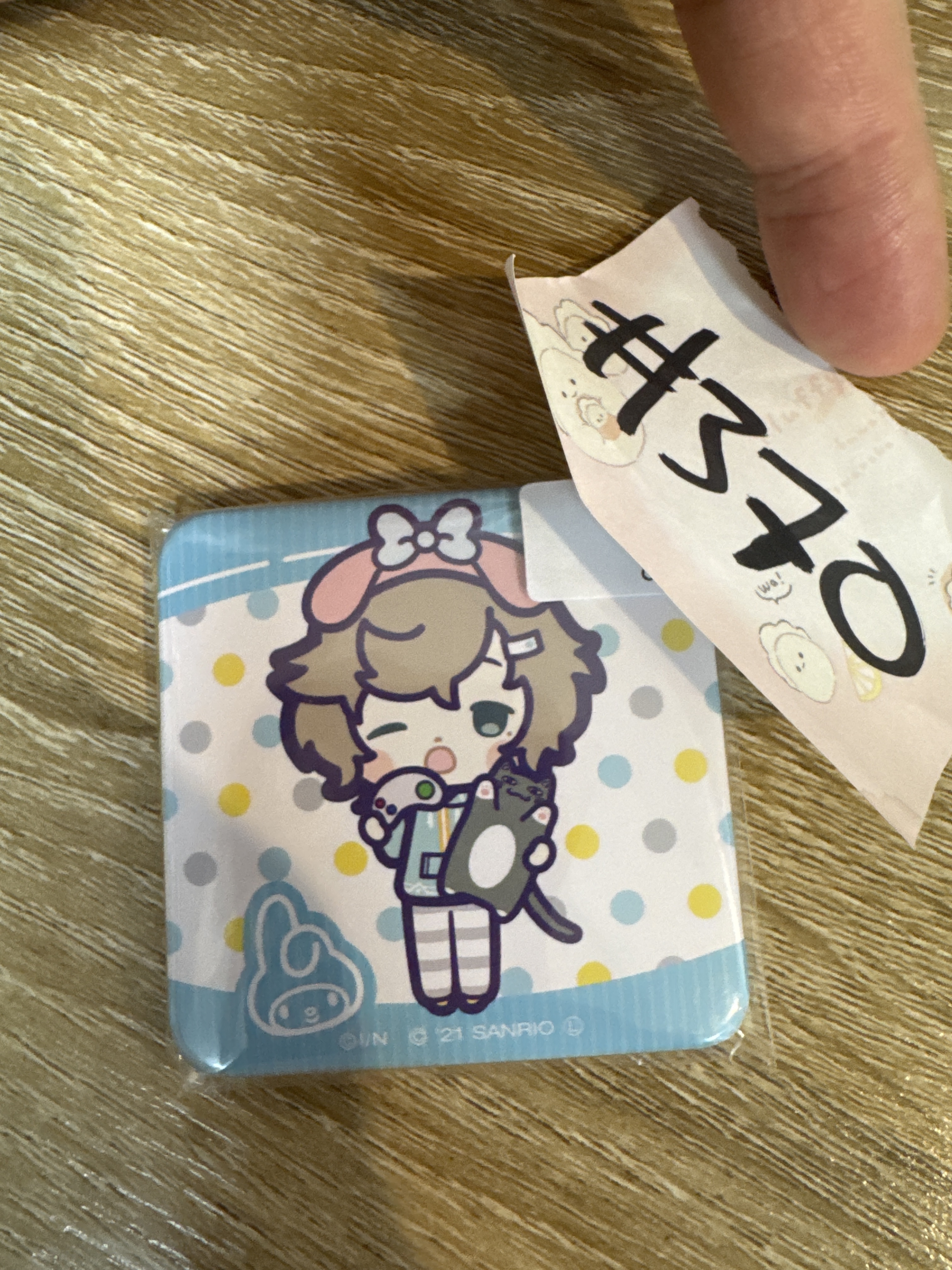 彩虹社 叶 襟章#370