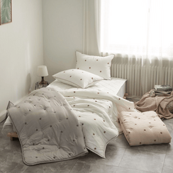 [韓國棉被] 天絲莫代爾・栗米棉填充｜刺繡小熊頭 四季被 3色（關鍵字：GJ13）