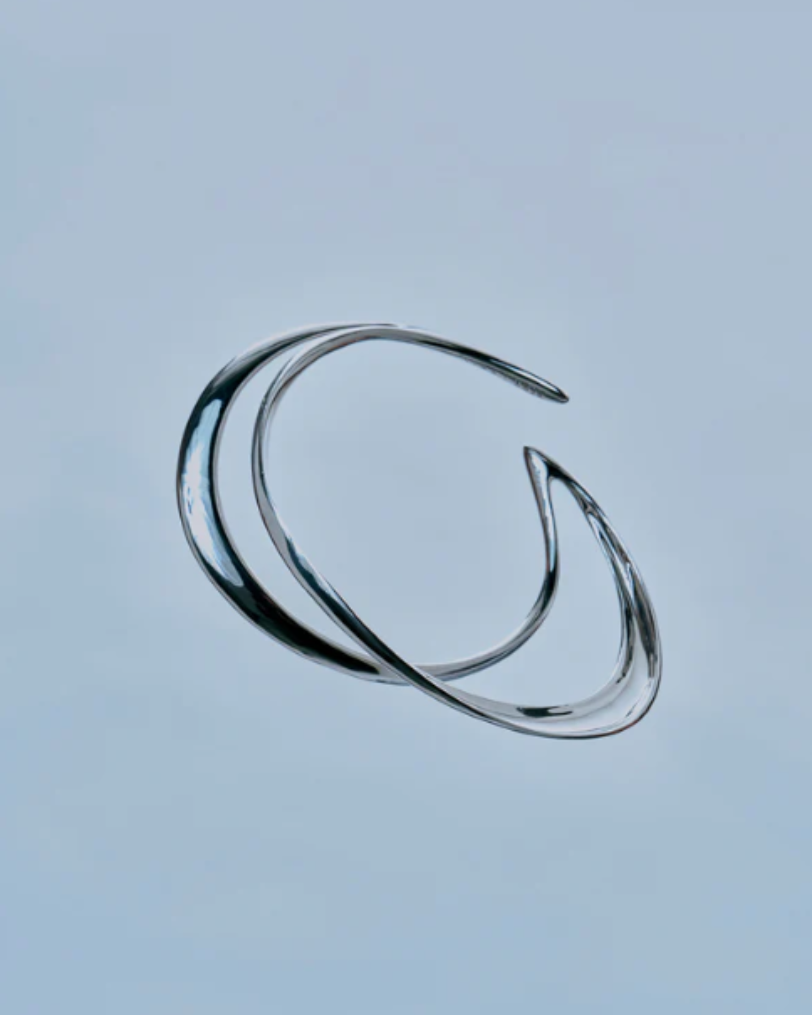 Zeit Soutenu Adjustable Arm Cuff