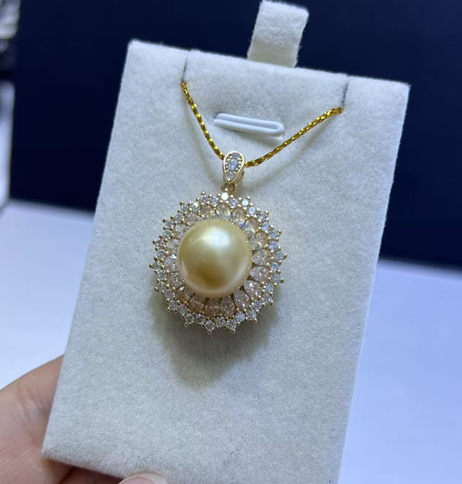 F104 "海水南洋金珠吊墜  (送銀鏈)" (63YS1448A0644) 15-16mm金色 S925银 $3988