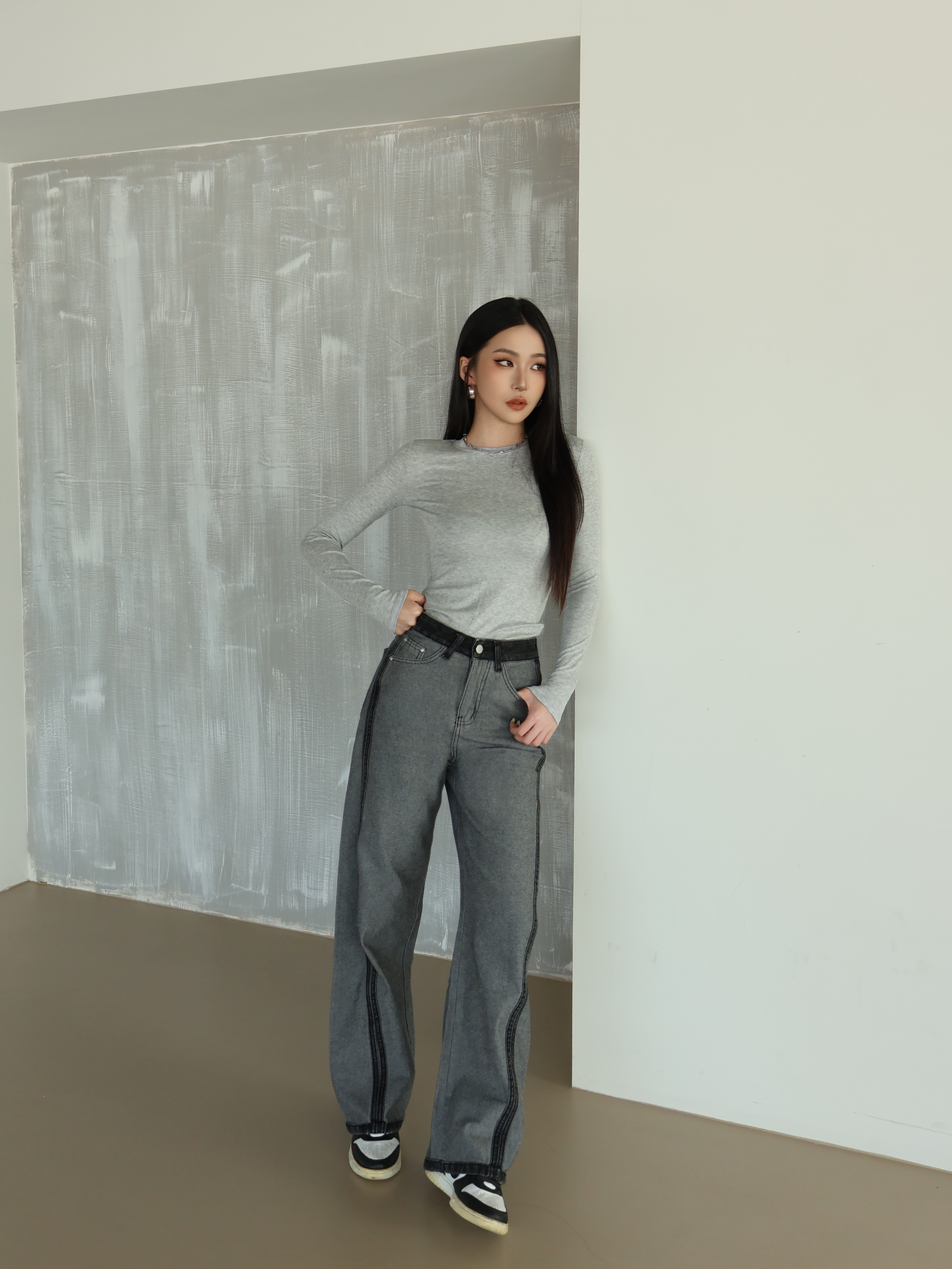 反川設計直筒褲