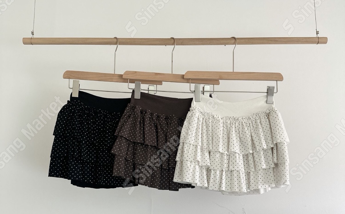 《現貨》黑色波點短裙