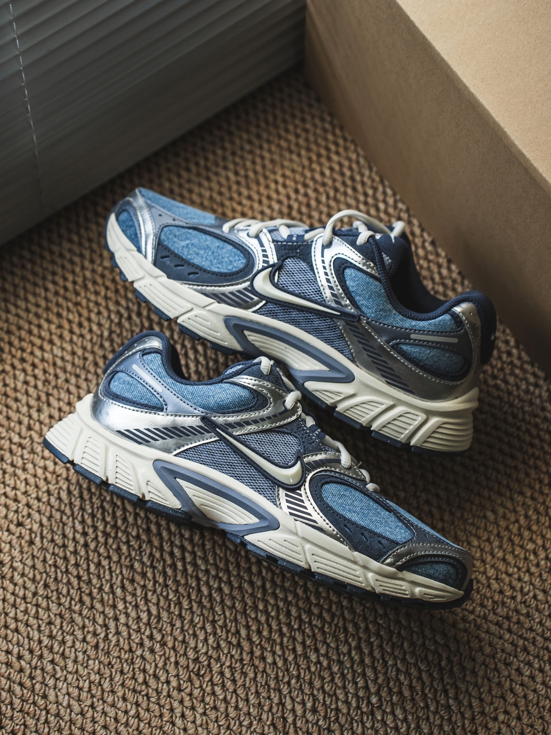 代購-Nike V5 Runner 跑鞋 "Denim" 牛仔銀 IH3649-006