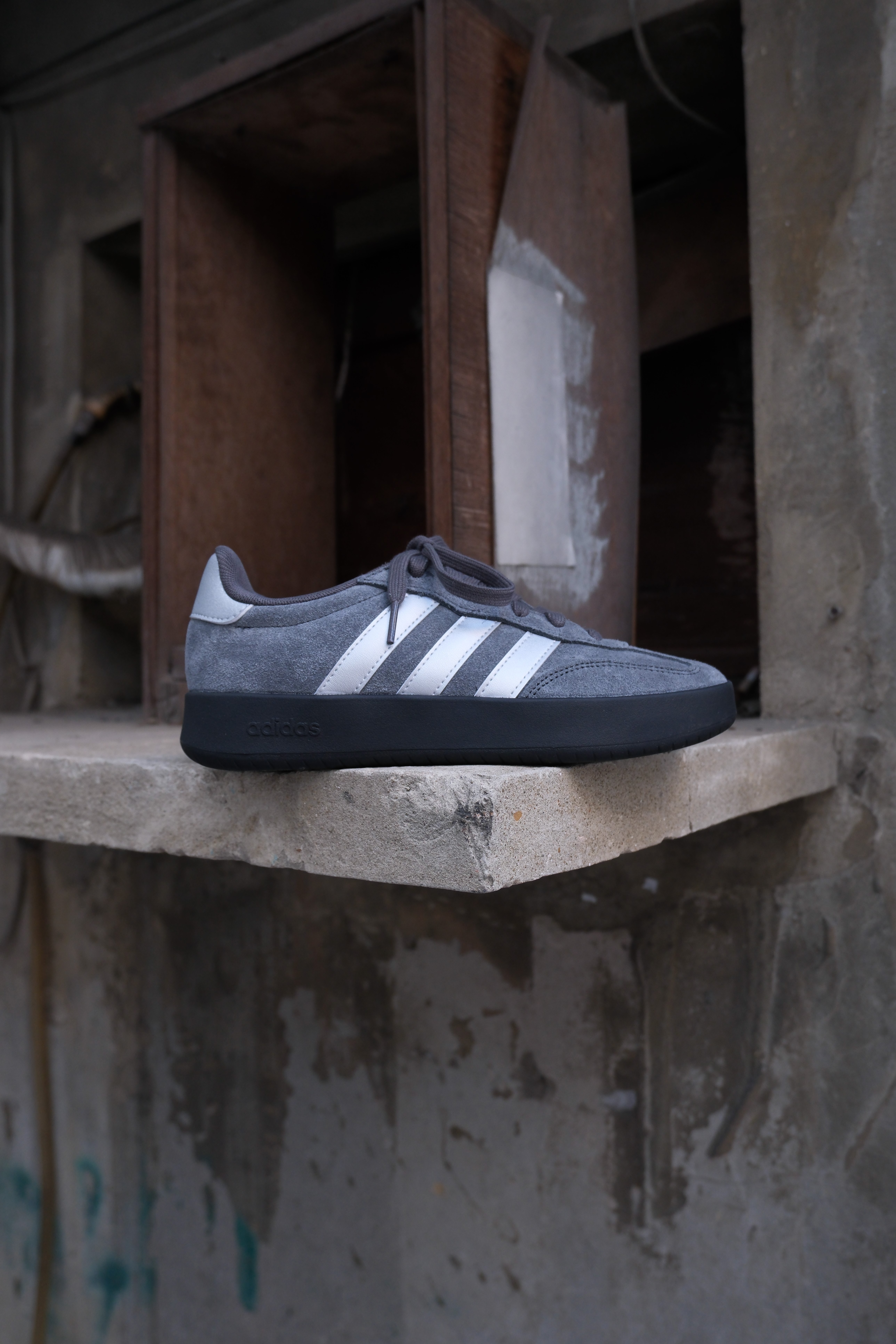 Adidas Barreda 深灰 麂皮  復古 德訓鞋 板鞋 KH6999