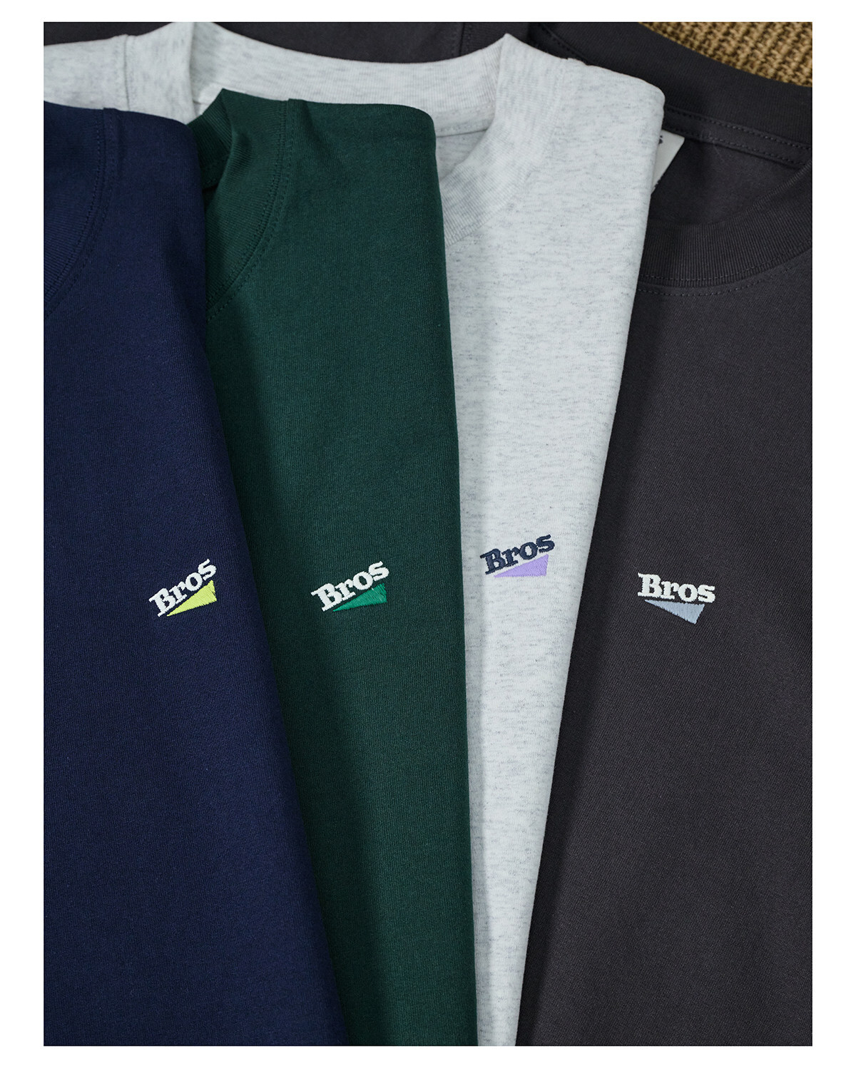 Broshood 日系寬鬆簡約百搭圓領LOGO短T 26SS32