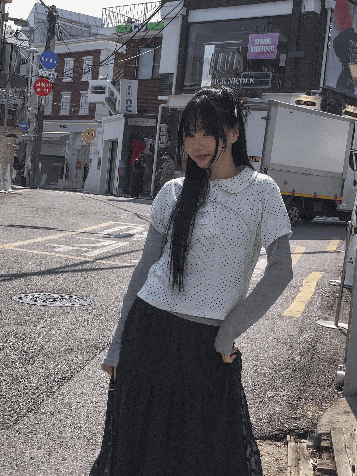 波點泡袖娃娃領皺褶上衣〈🇰🇷DAY 3〉