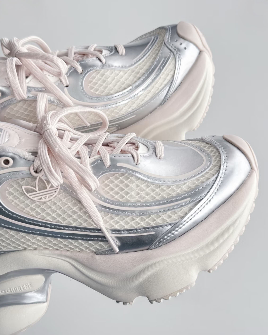 ADIDAS OZVENUZ 櫻花奶油銀 灰銀 奶油白 櫻花粉 淡粉 奶油底 蝴蝶鞋 增高 厚底 宋雨琦同款 女鞋 KK4674 / 預購