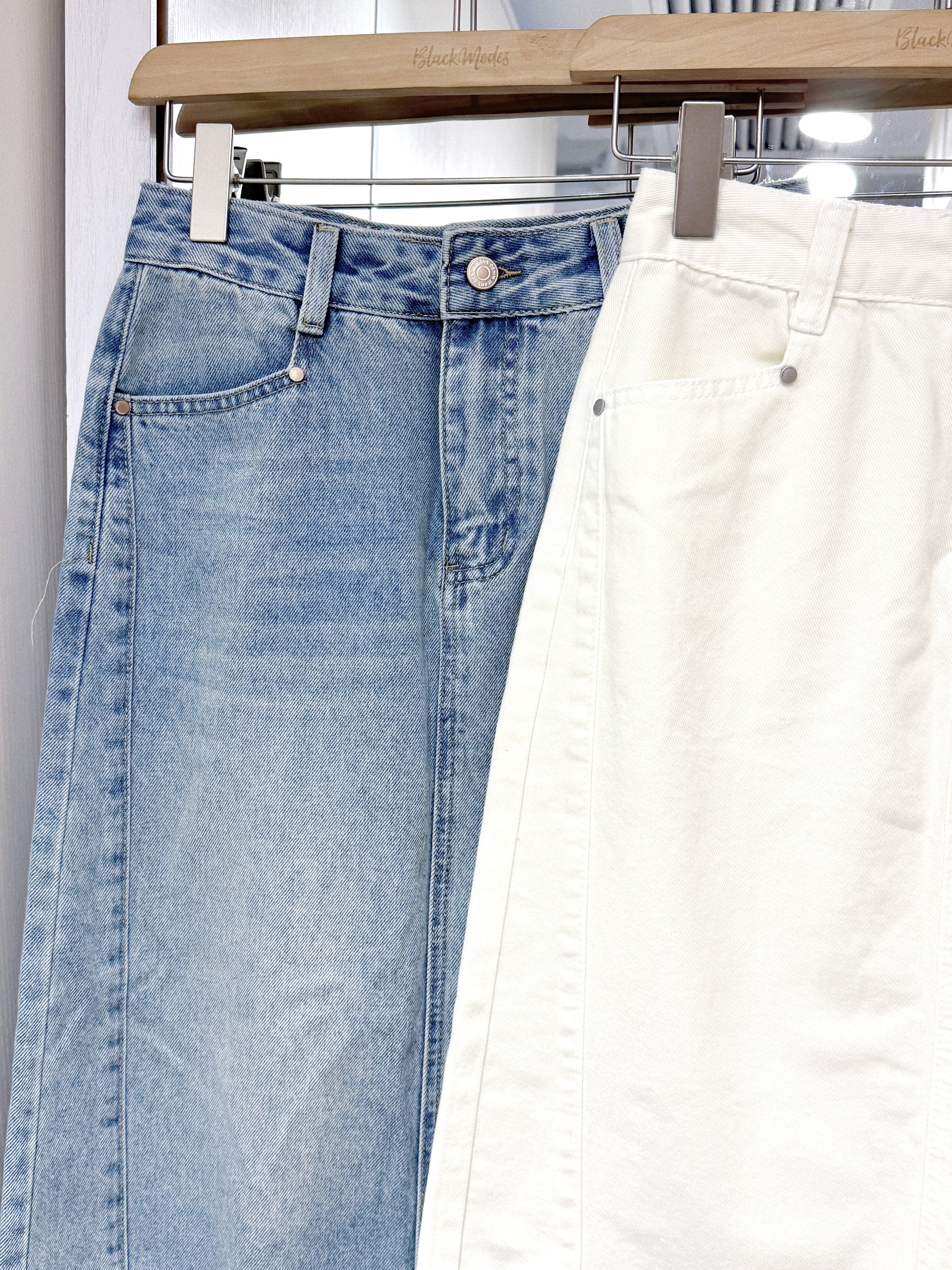 D0551｜軟感後開衩直筒牛仔長裙