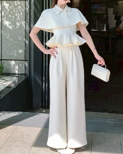 設計師家簡約收腰散擺背心+短版斗篷外套+簡約寬褲