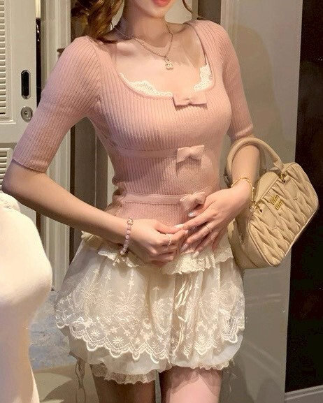 設計師家大圓領蝴蝶結收腰針織上衣