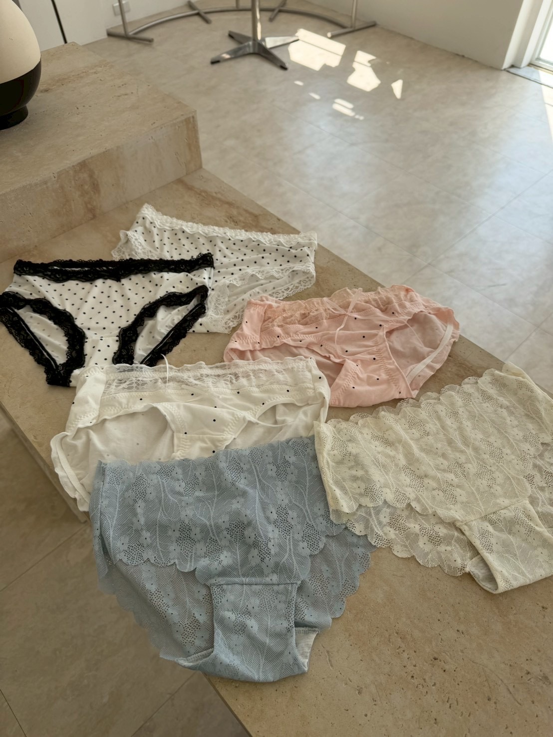 點點蕾絲內褲系列