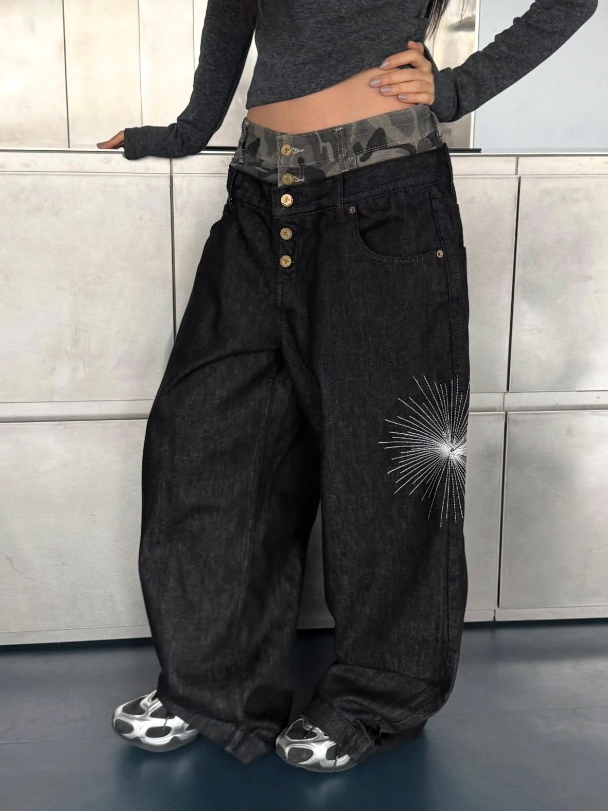 拼迷彩鬆身牛仔褲 UNUSED-152P