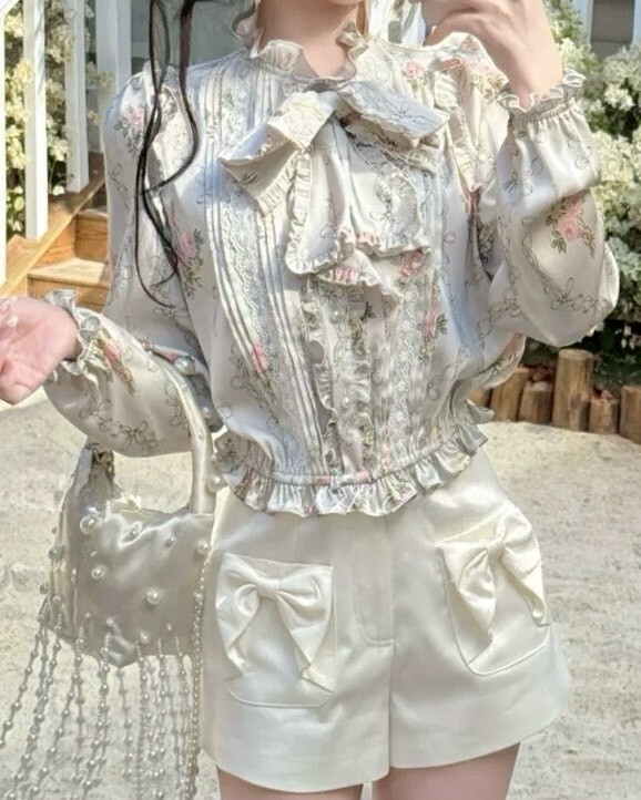 設計師家胸口宮廷風壓褶蝴蝶結上衣